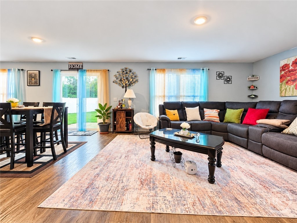 1016 Bergamot Road