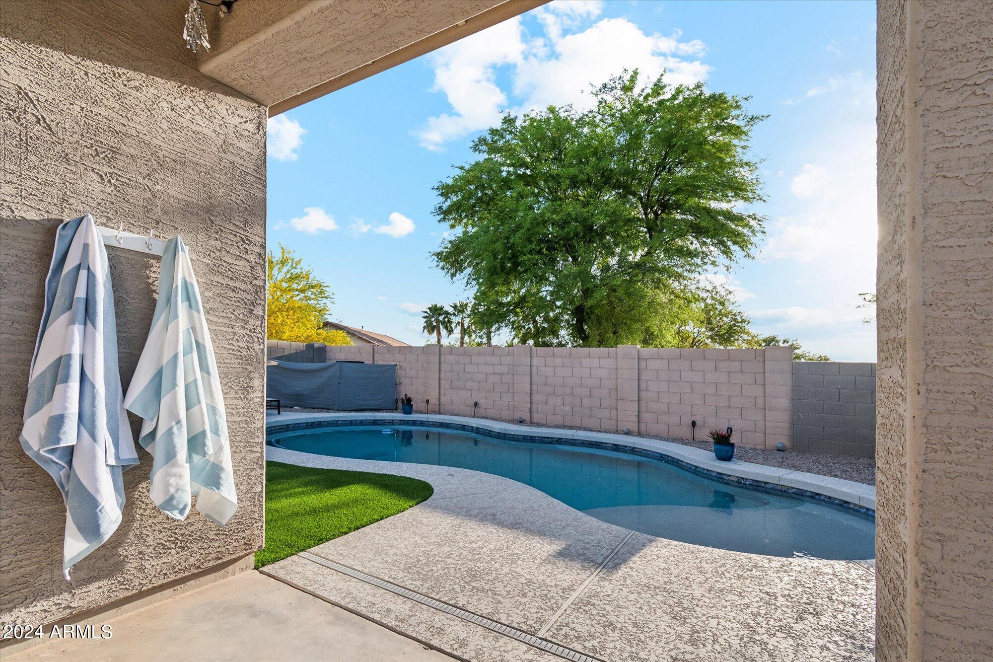 18630 N DESERT WILLOW Drive