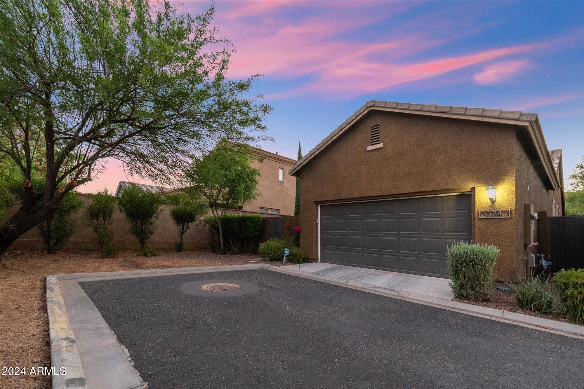 20747 W RIDGE Road