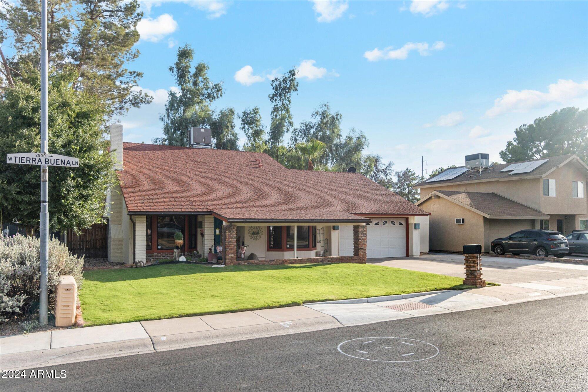 2507 W TIERRA BUENA Lane