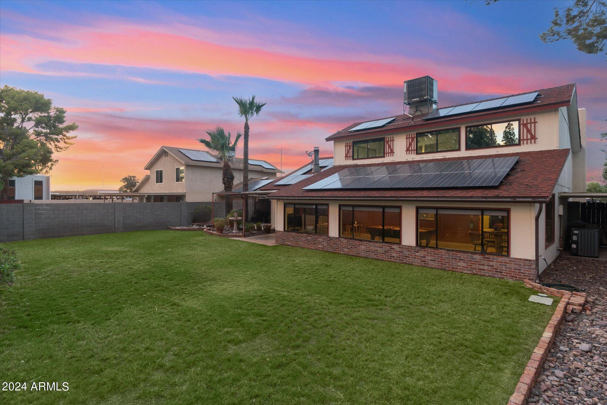 2507 W TIERRA BUENA Lane