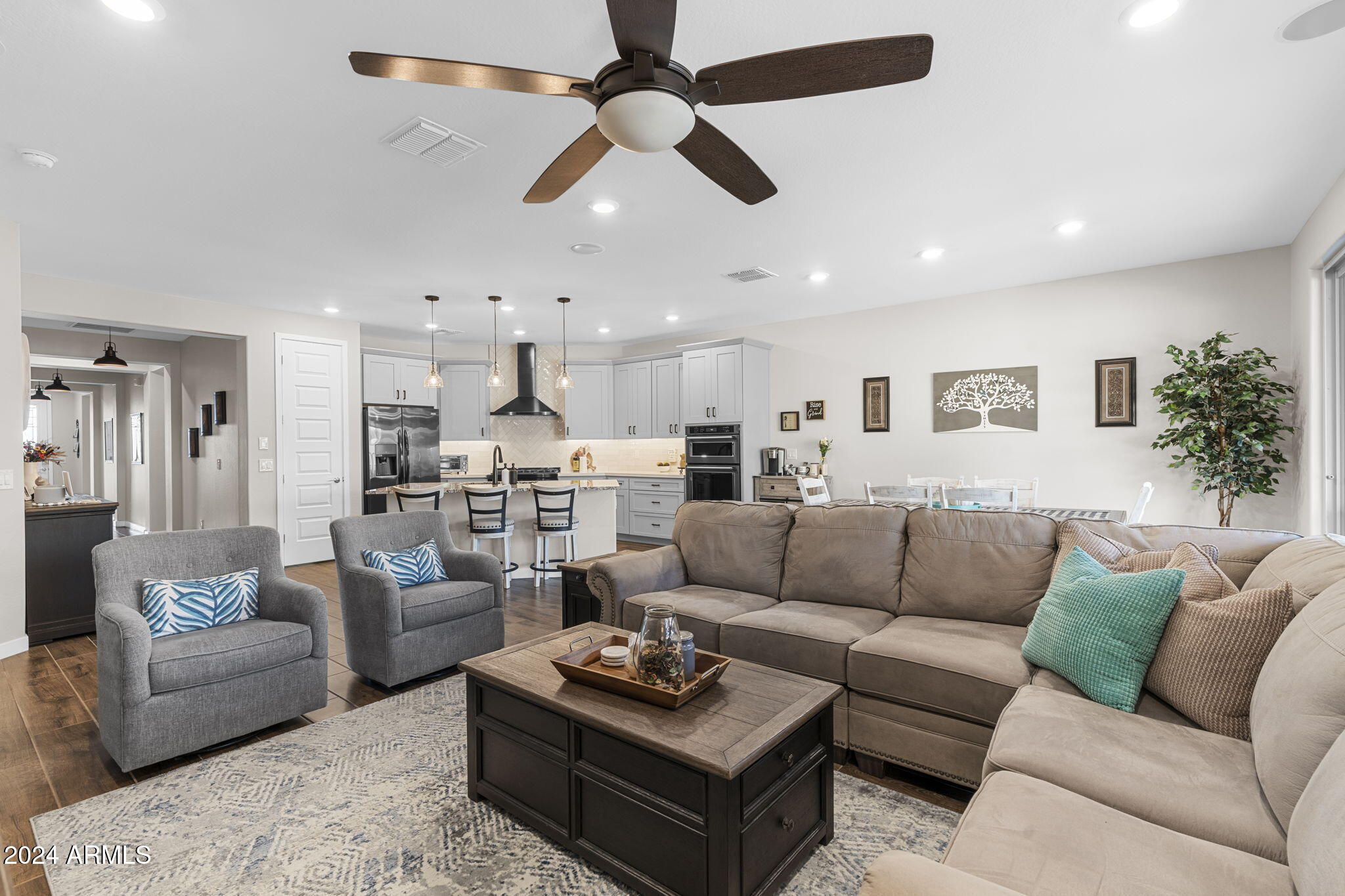 19844 W HEATHERBRAE Drive