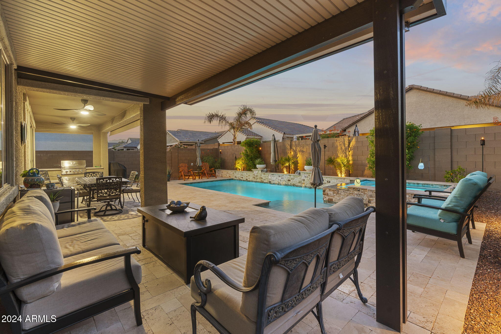 19844 W HEATHERBRAE Drive