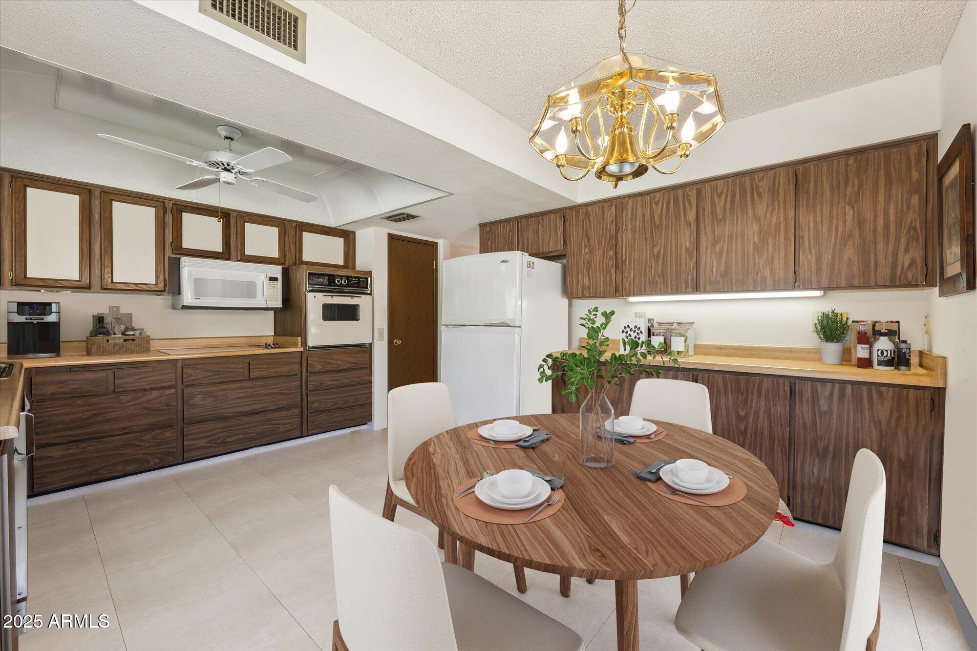 12814 W SHADOW HILLS Drive