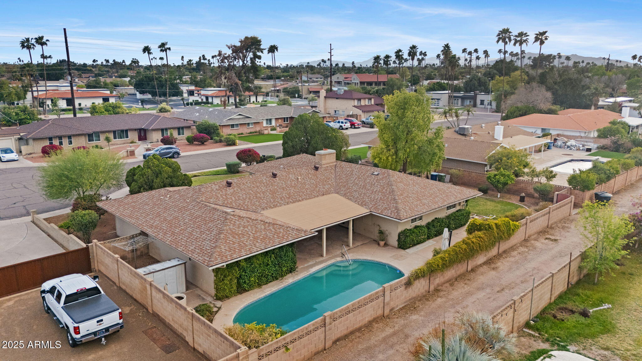 2120 E HUNTINGTON Drive