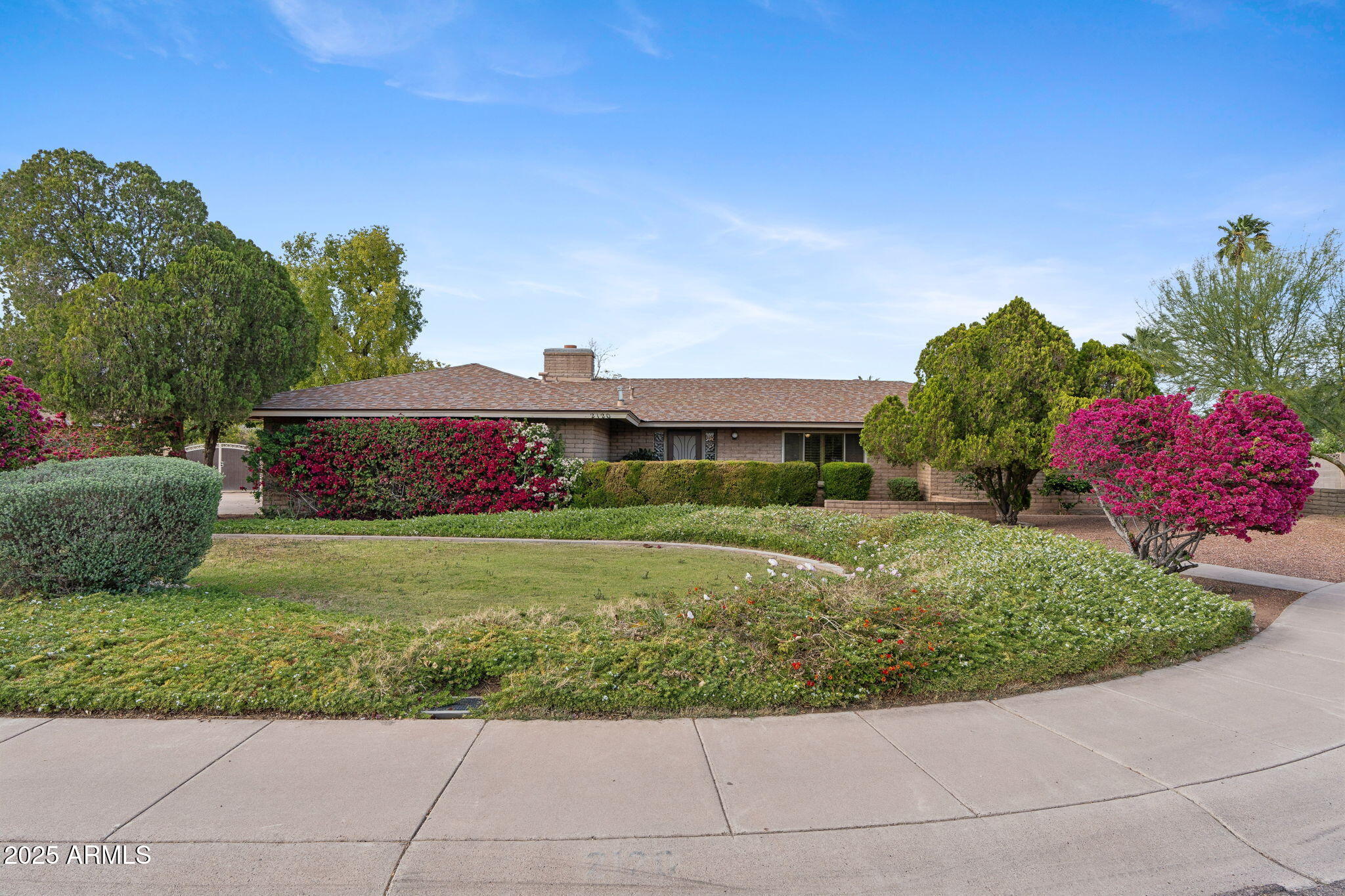 2120 E HUNTINGTON Drive