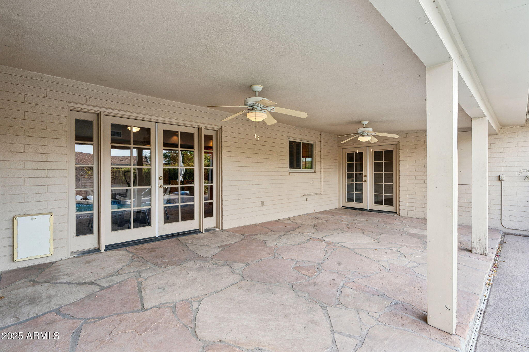 2120 E HUNTINGTON Drive