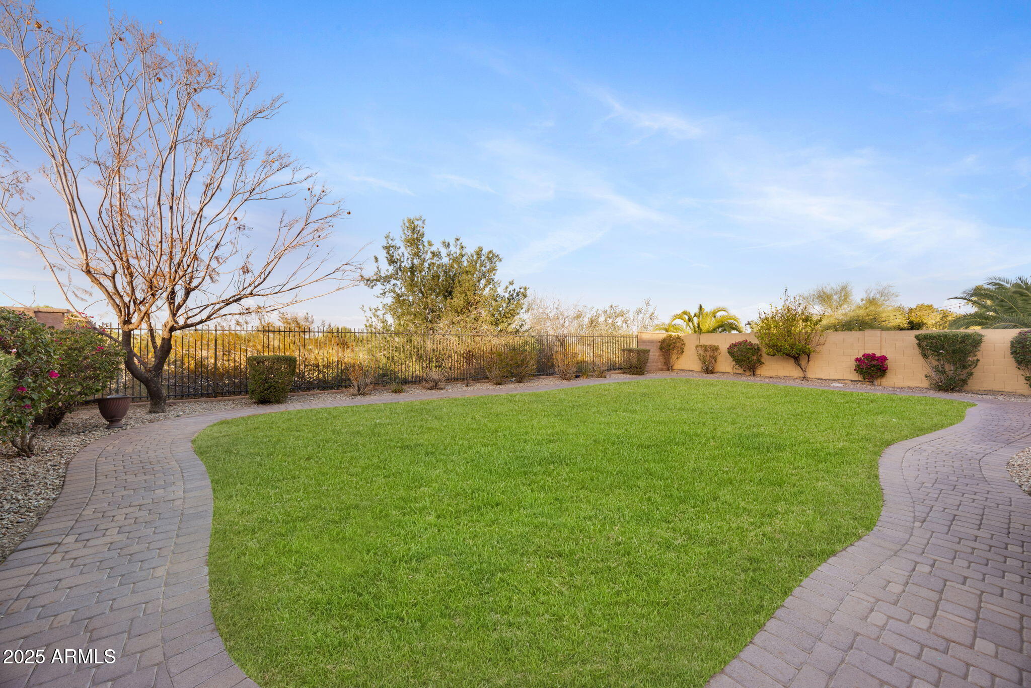 21064 W SAGE HILL Road