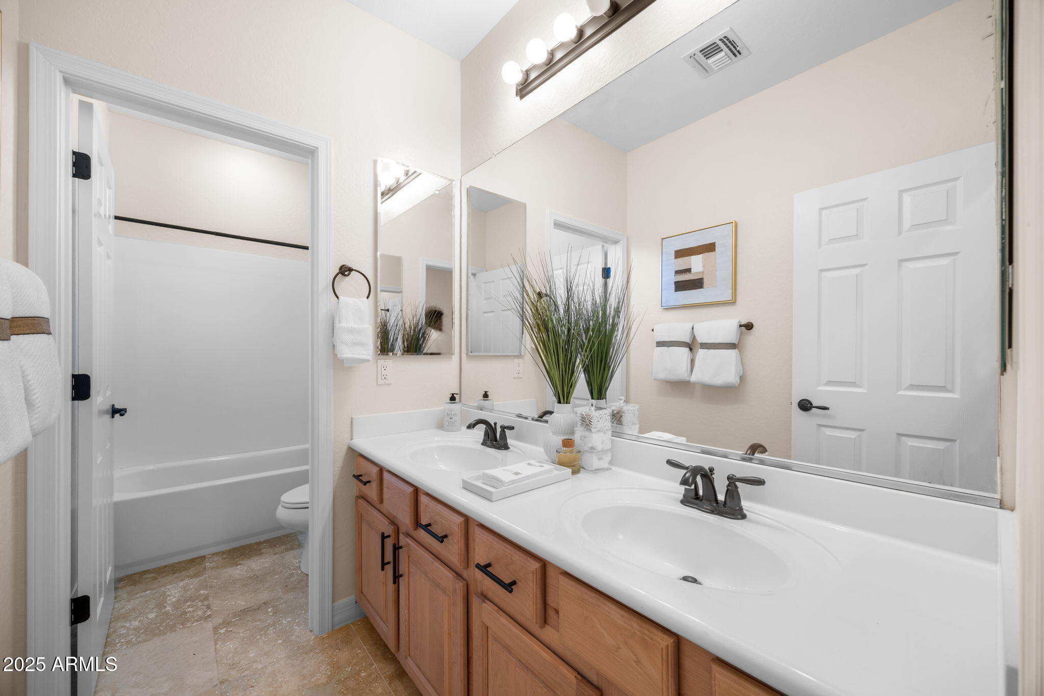 21064 W SAGE HILL Road