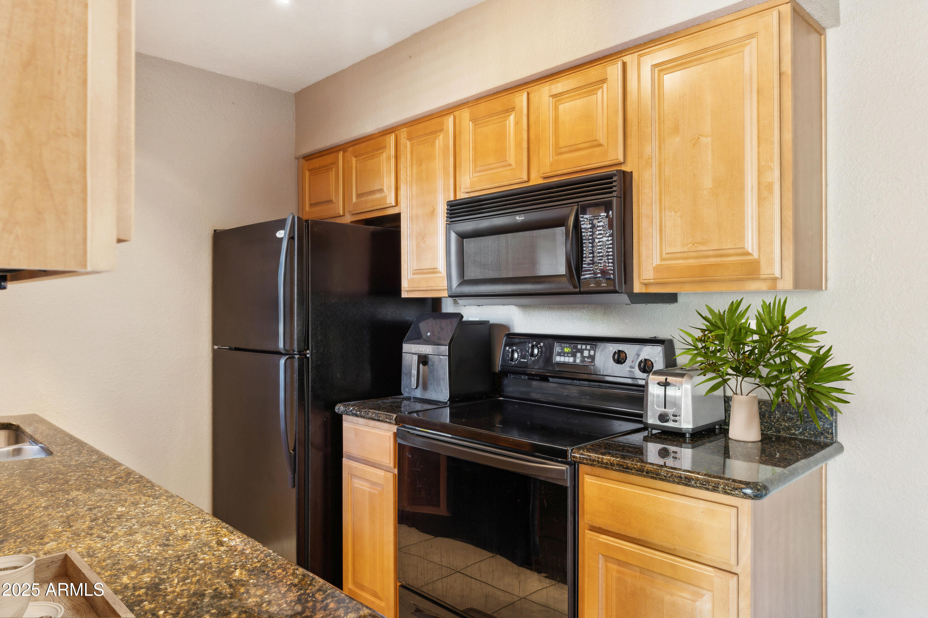 5877 N GRANITE REEF Road 1137
