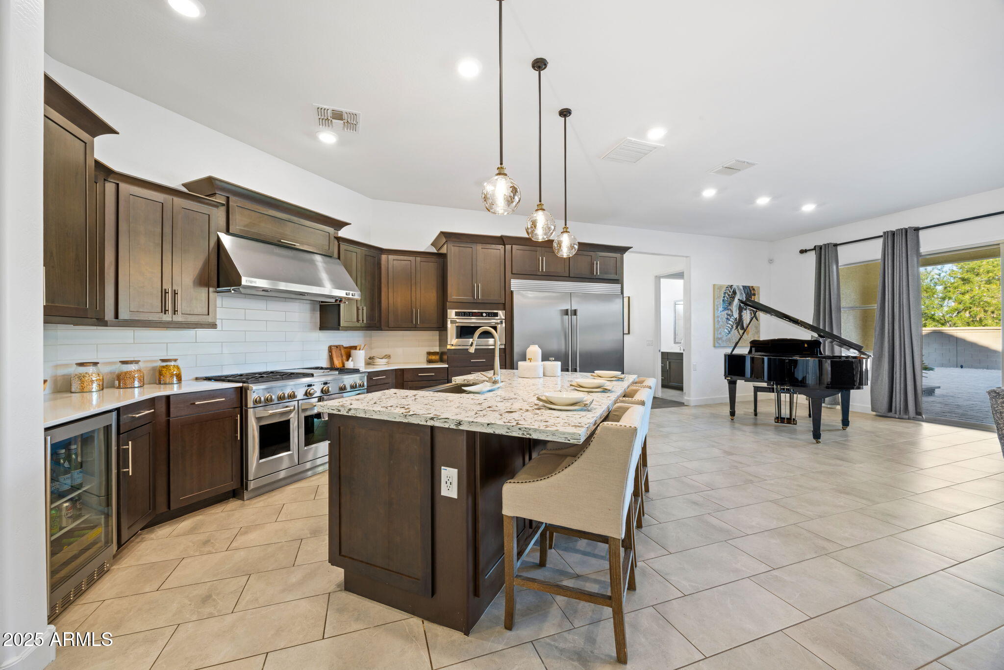 6213 S 25TH Place