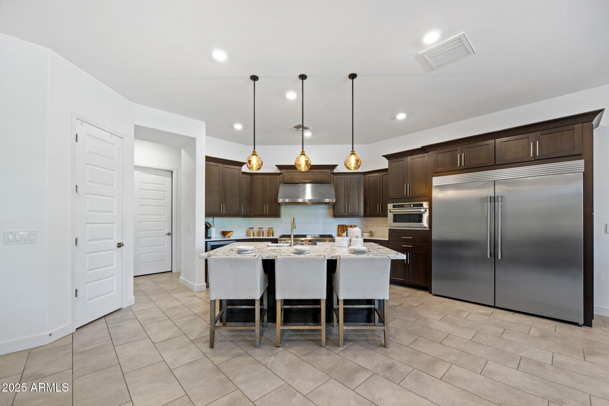 6213 S 25TH Place
