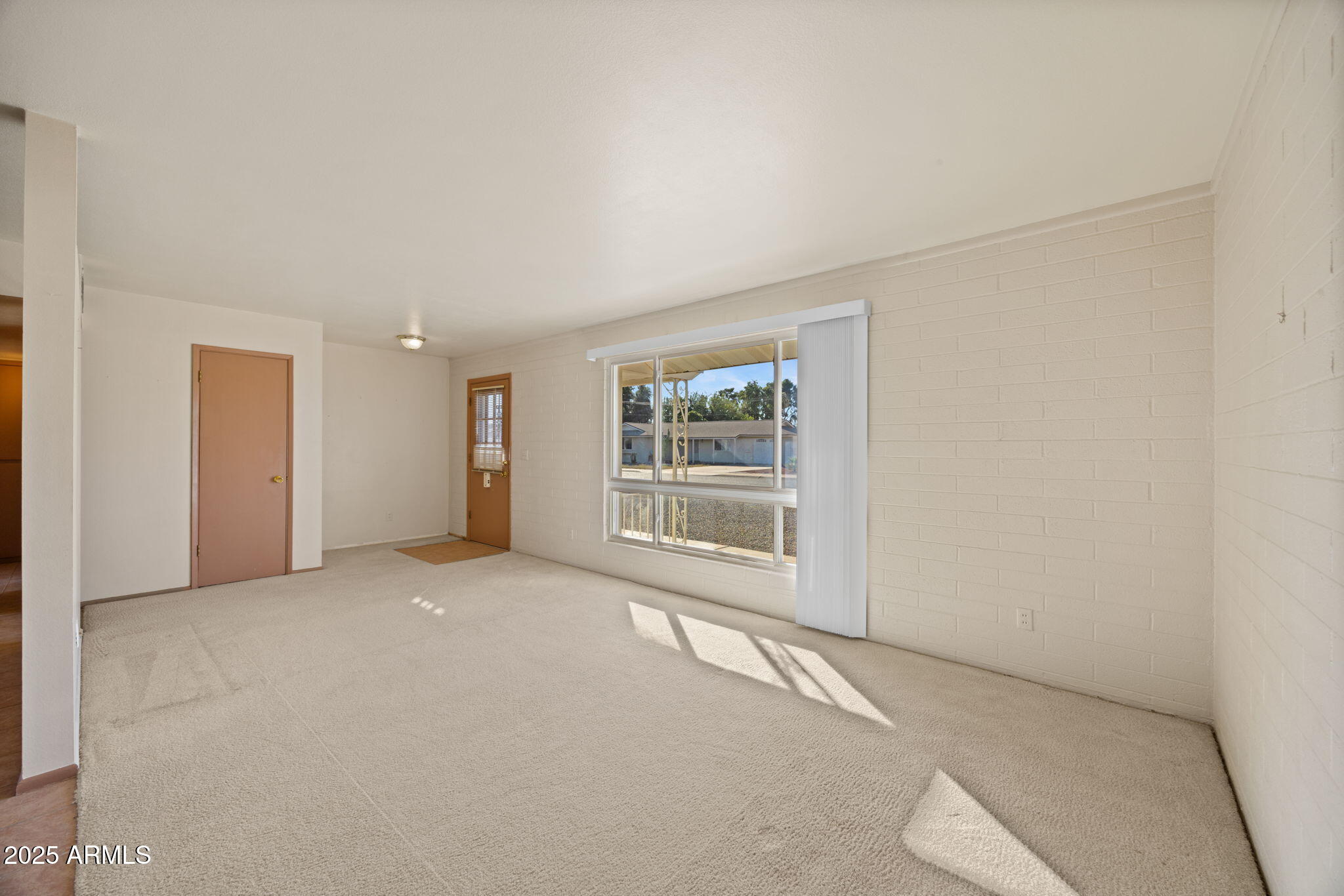11002 W GREER Avenue