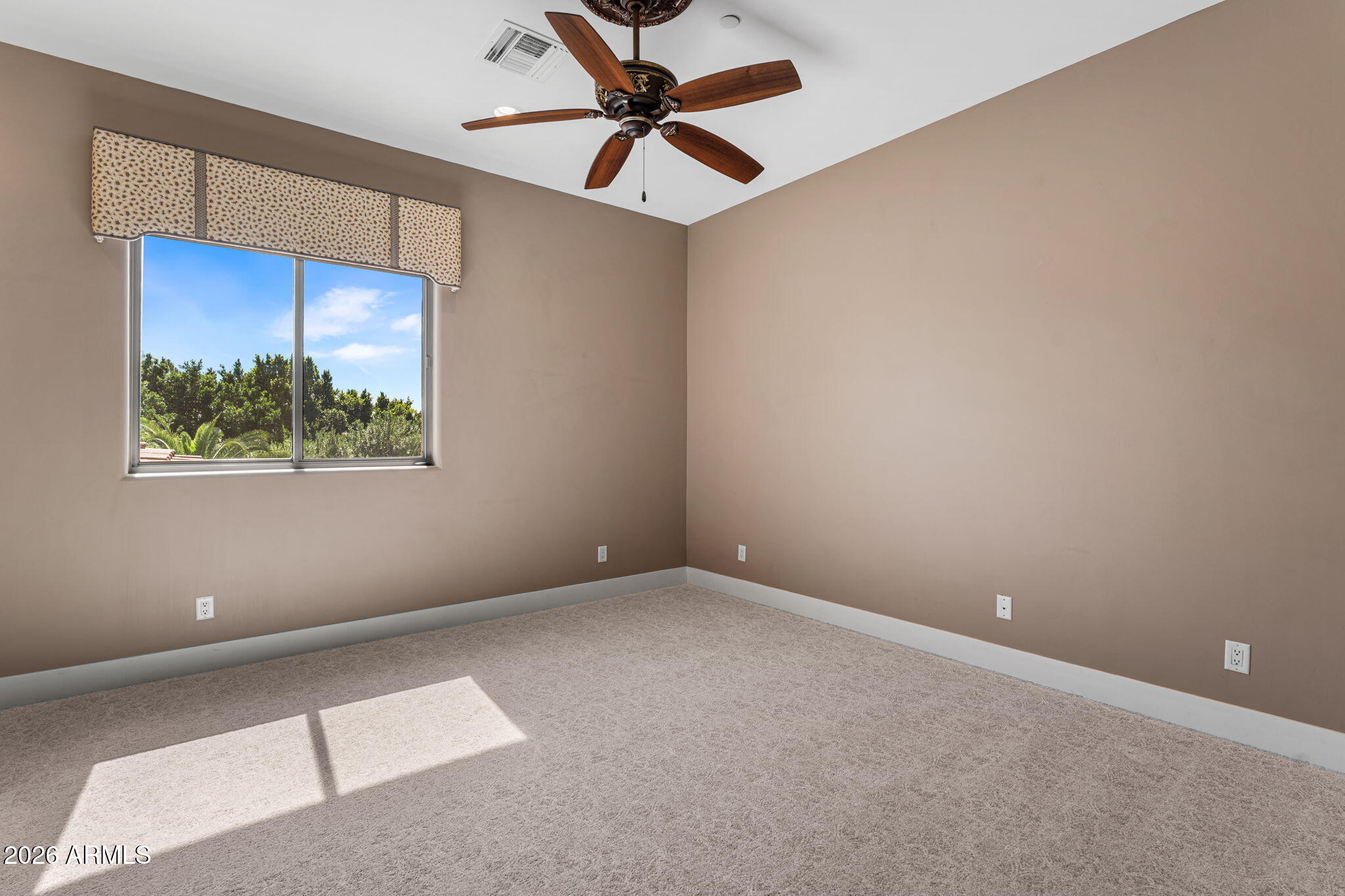 11571 E COCHISE Drive