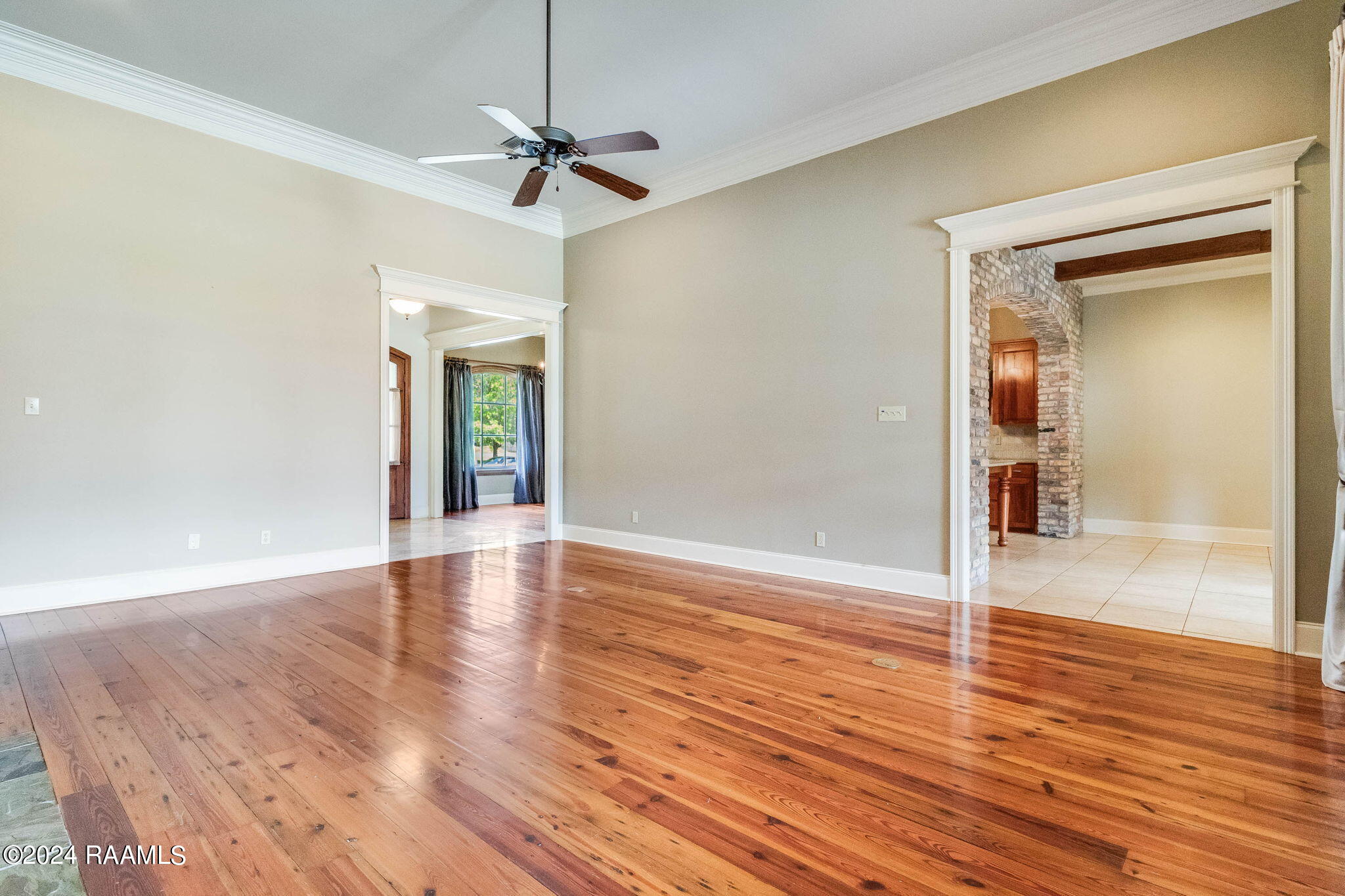 102 Creek Bend