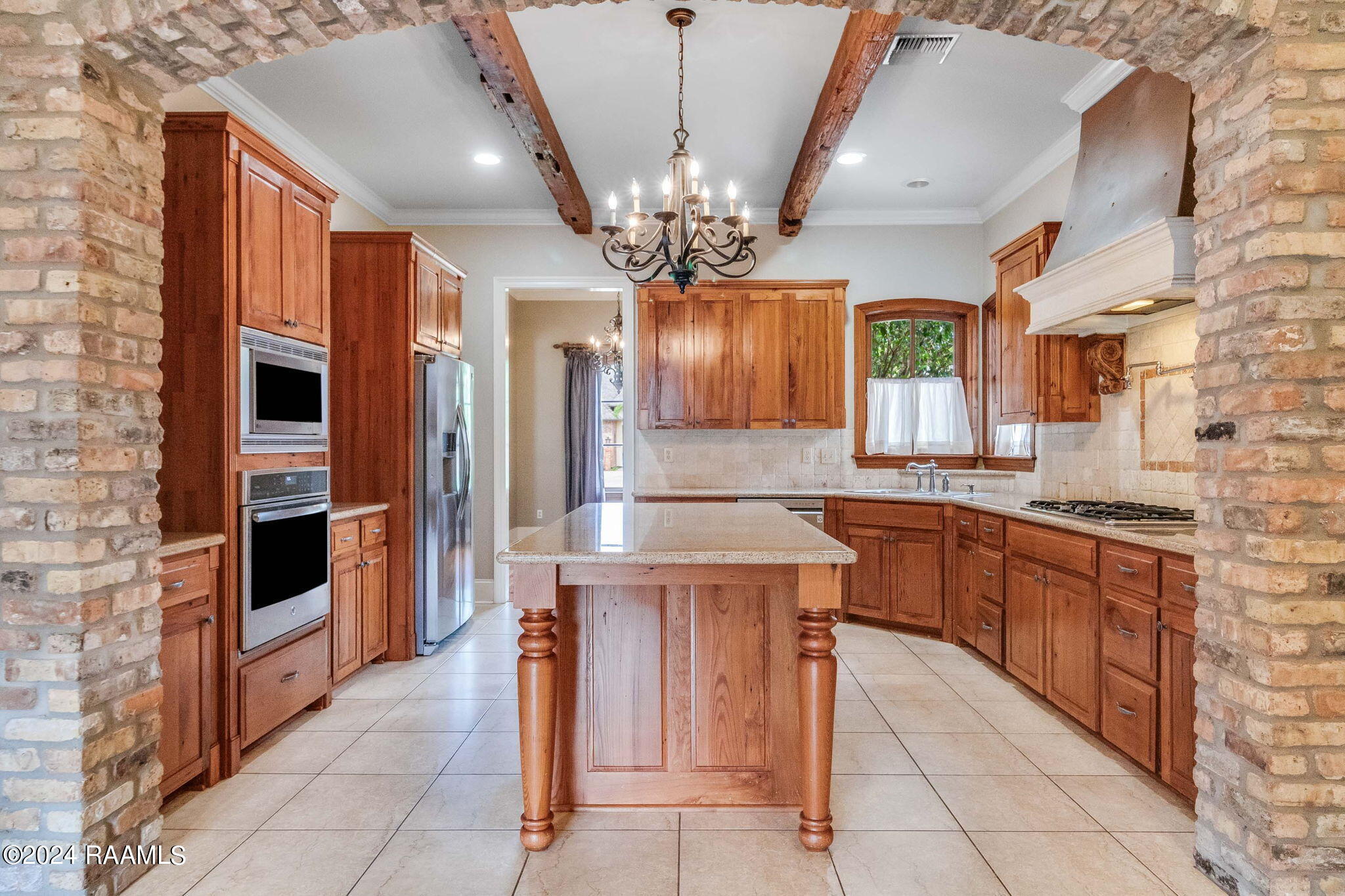 102 Creek Bend