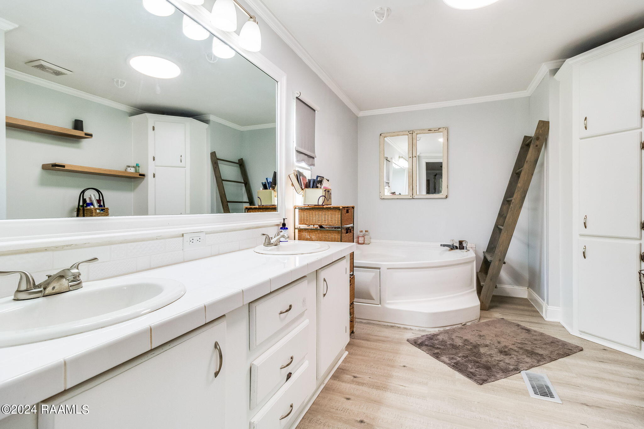 540 Saint Clair Road