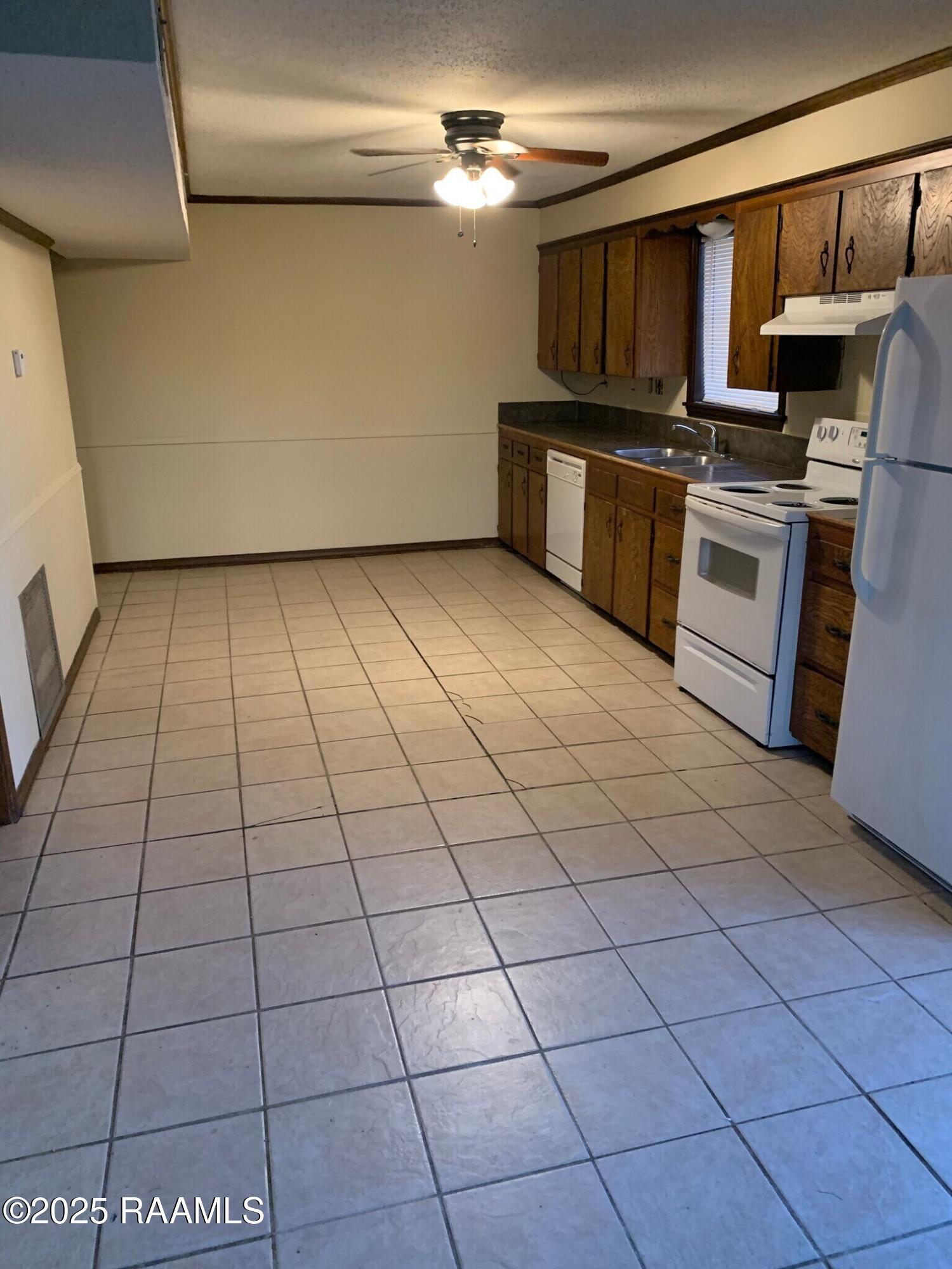 107 Guillot Road