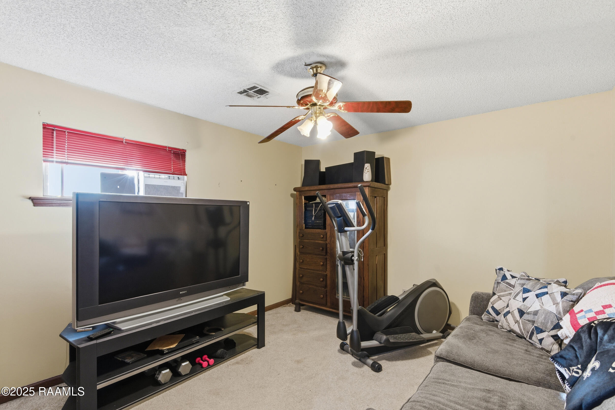 104 Tallowood Circle