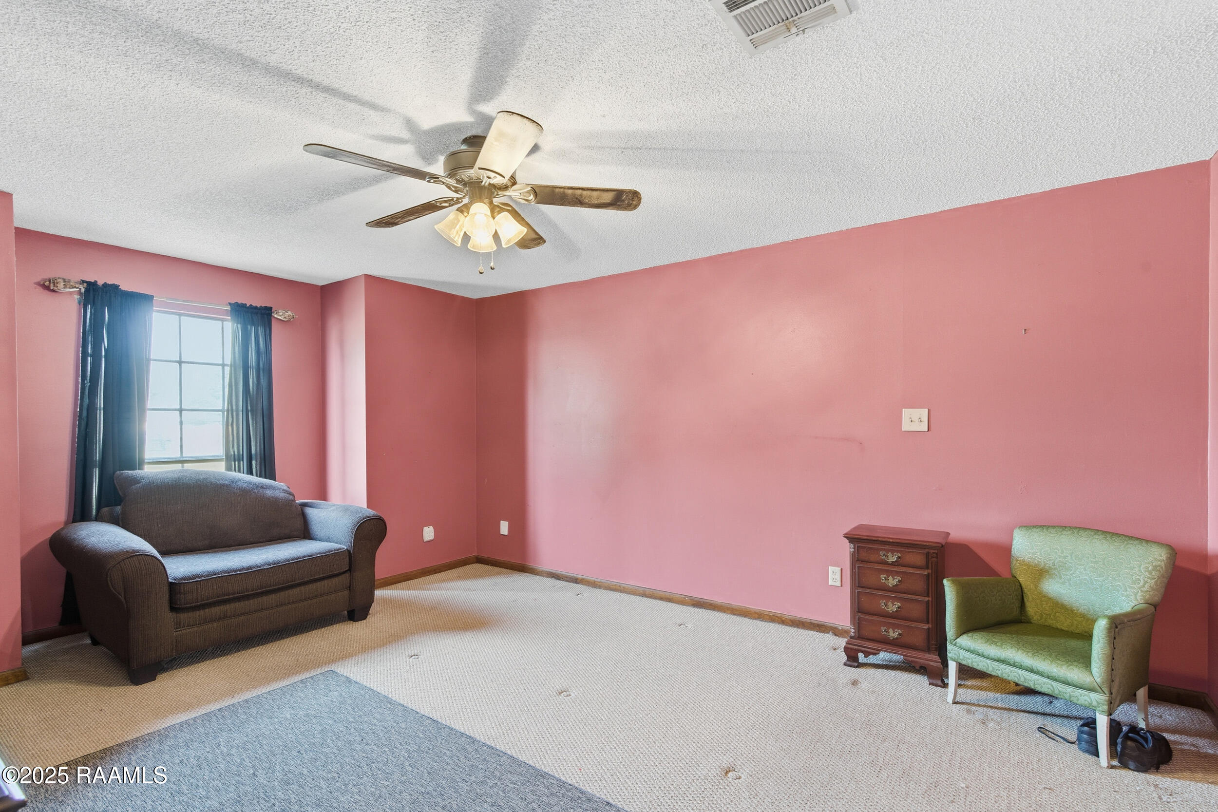 104 Tallowood Circle