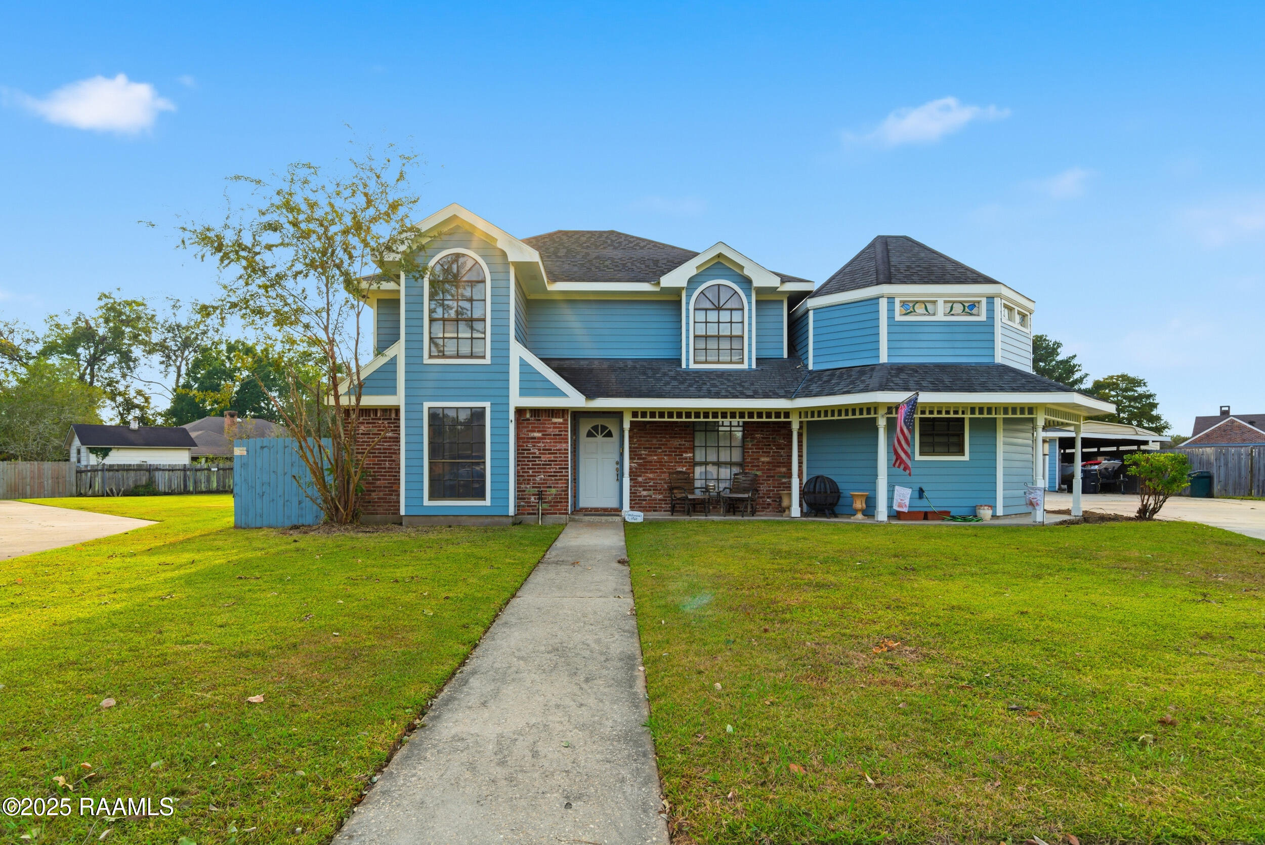 104 Tallowood Circle