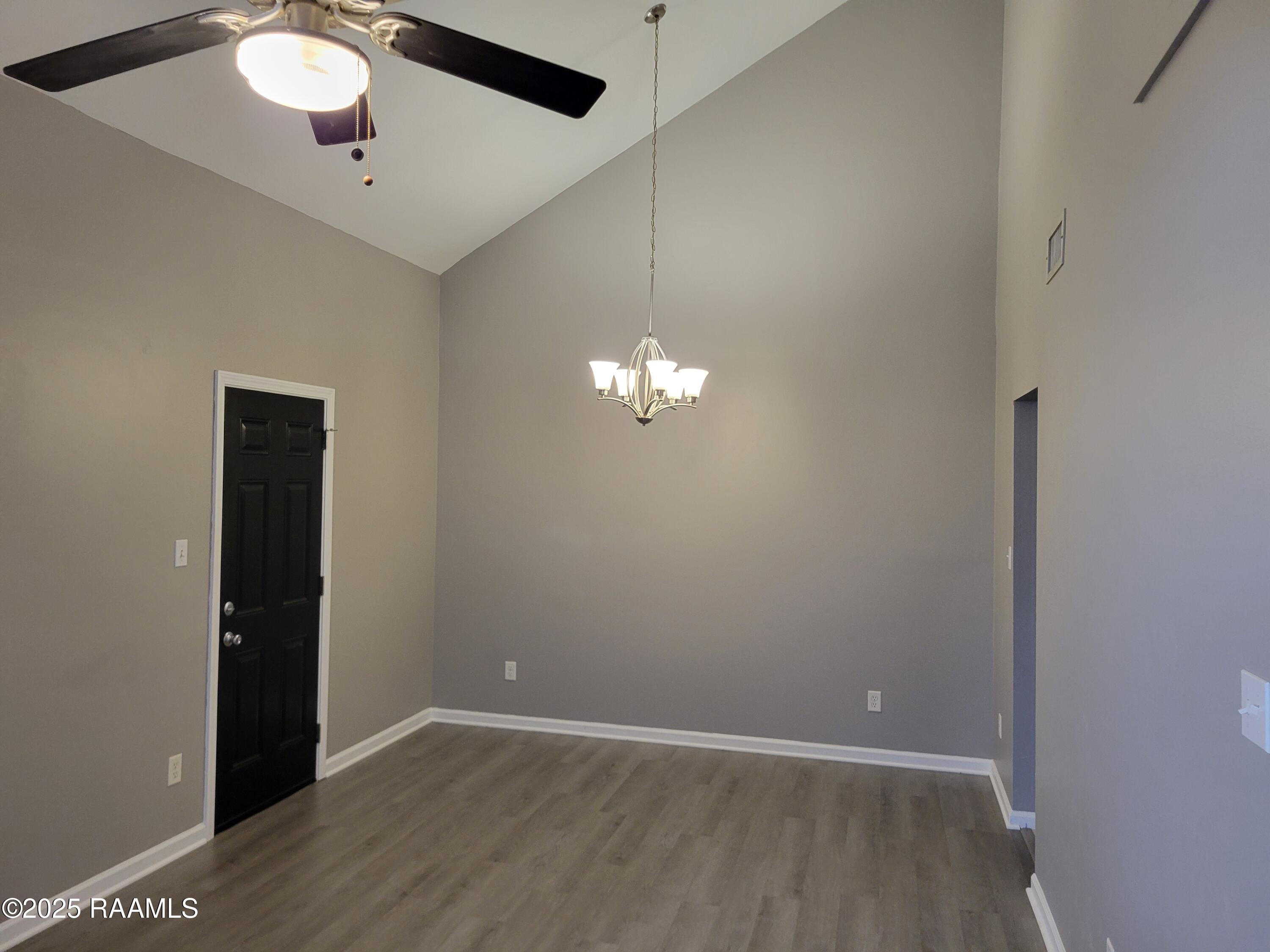 131 E Pamela Drive