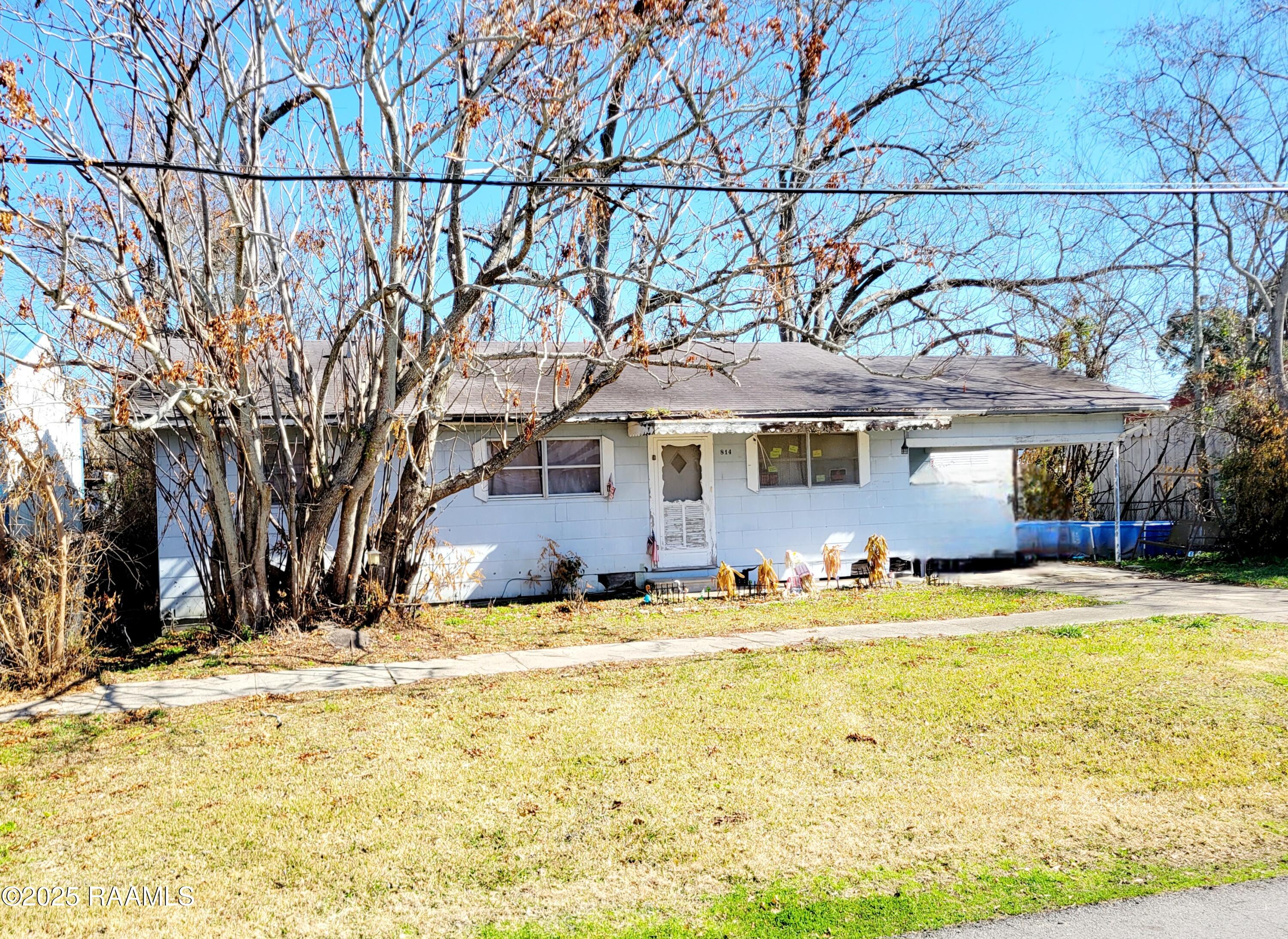 814 N Ave F