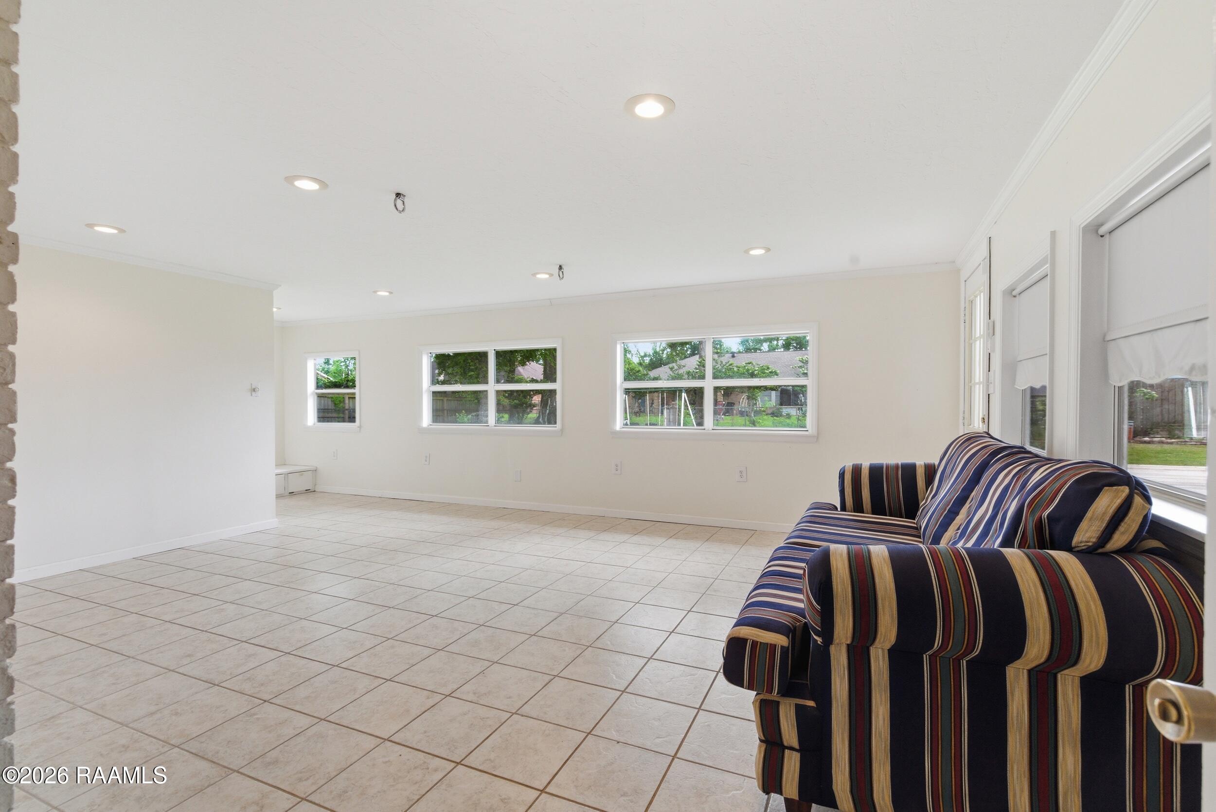 206 Persimmon Place