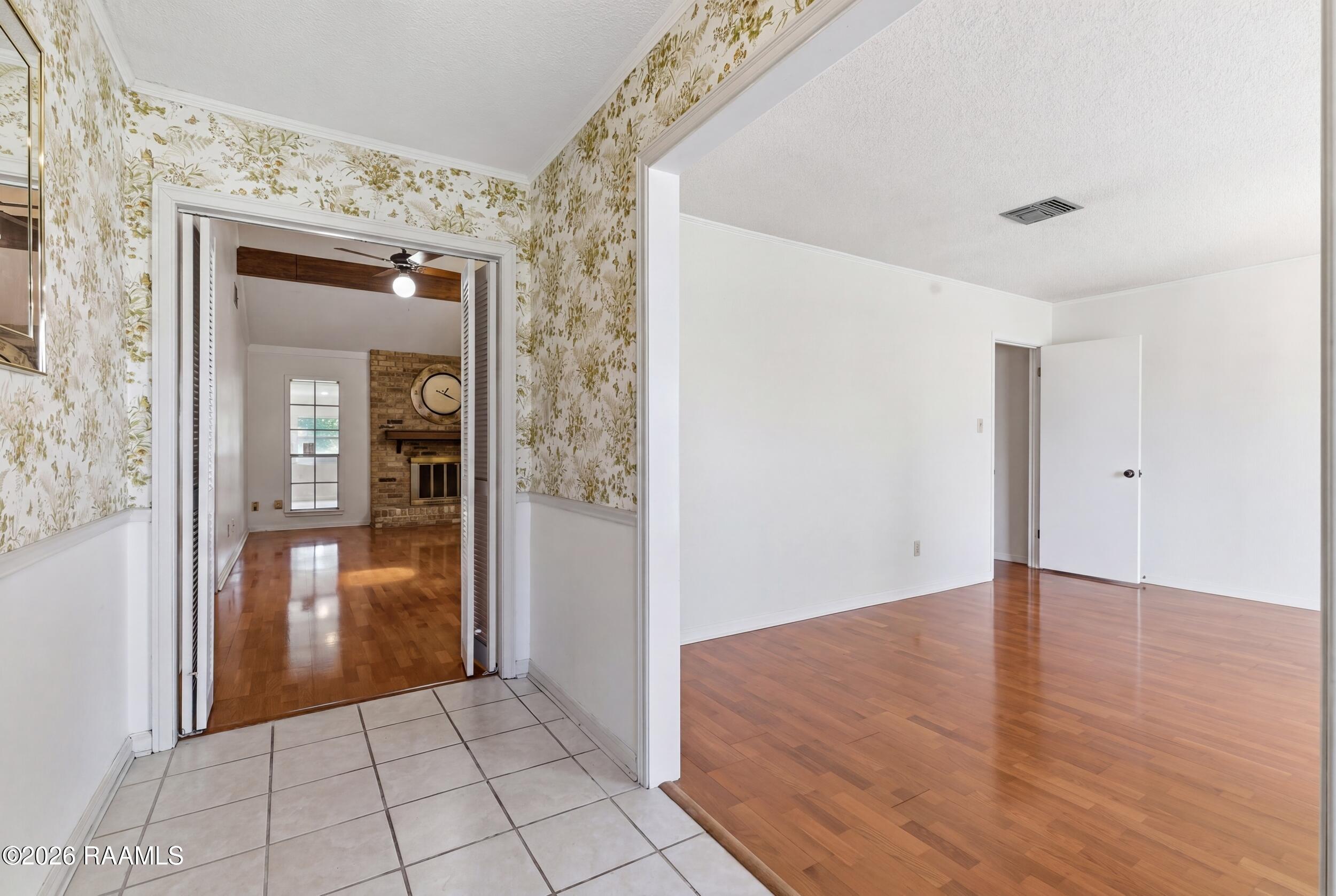 206 Persimmon Place