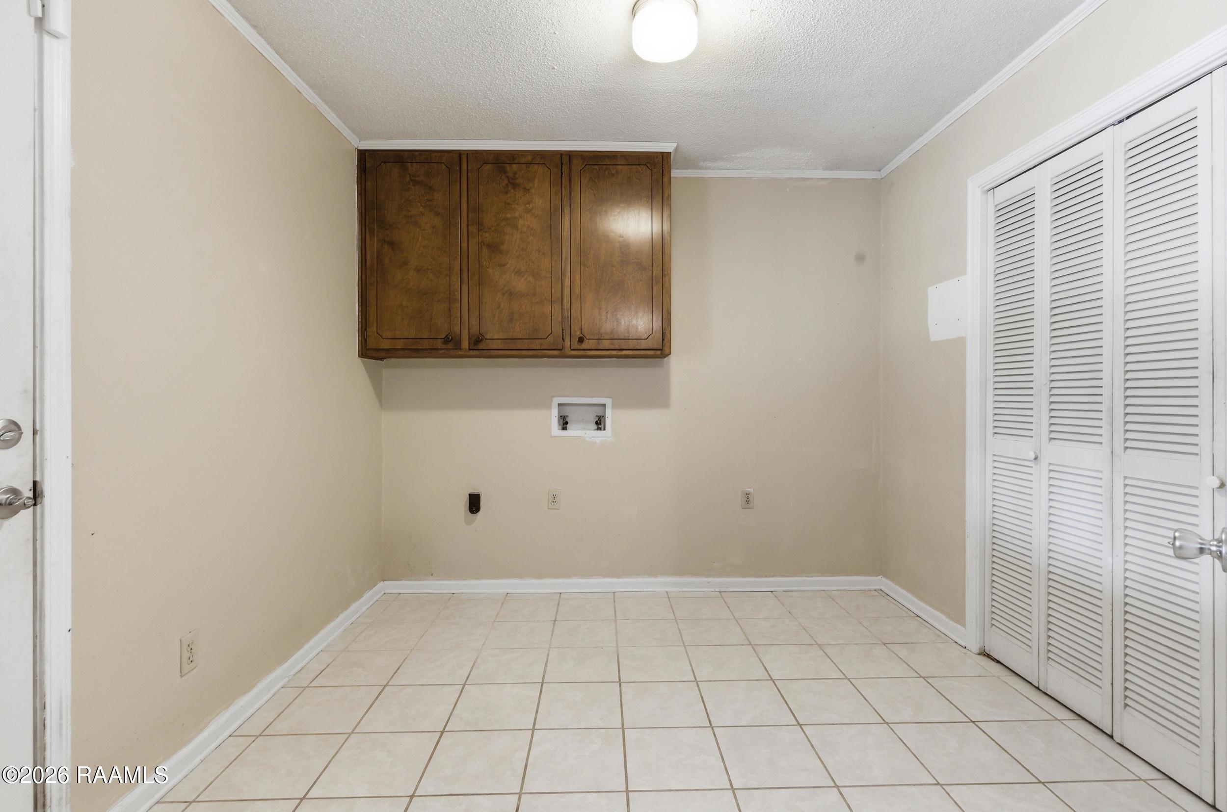 206 Persimmon Place