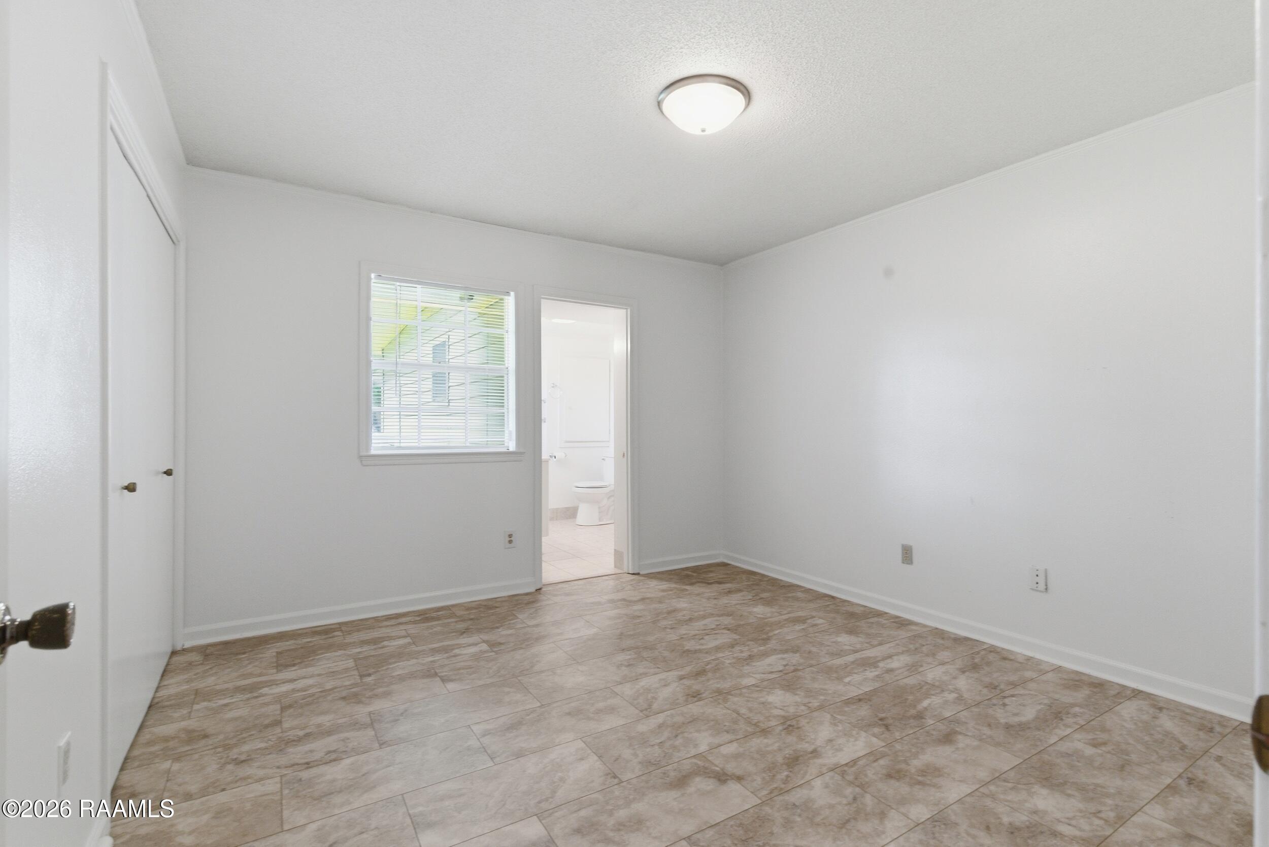 206 Persimmon Place