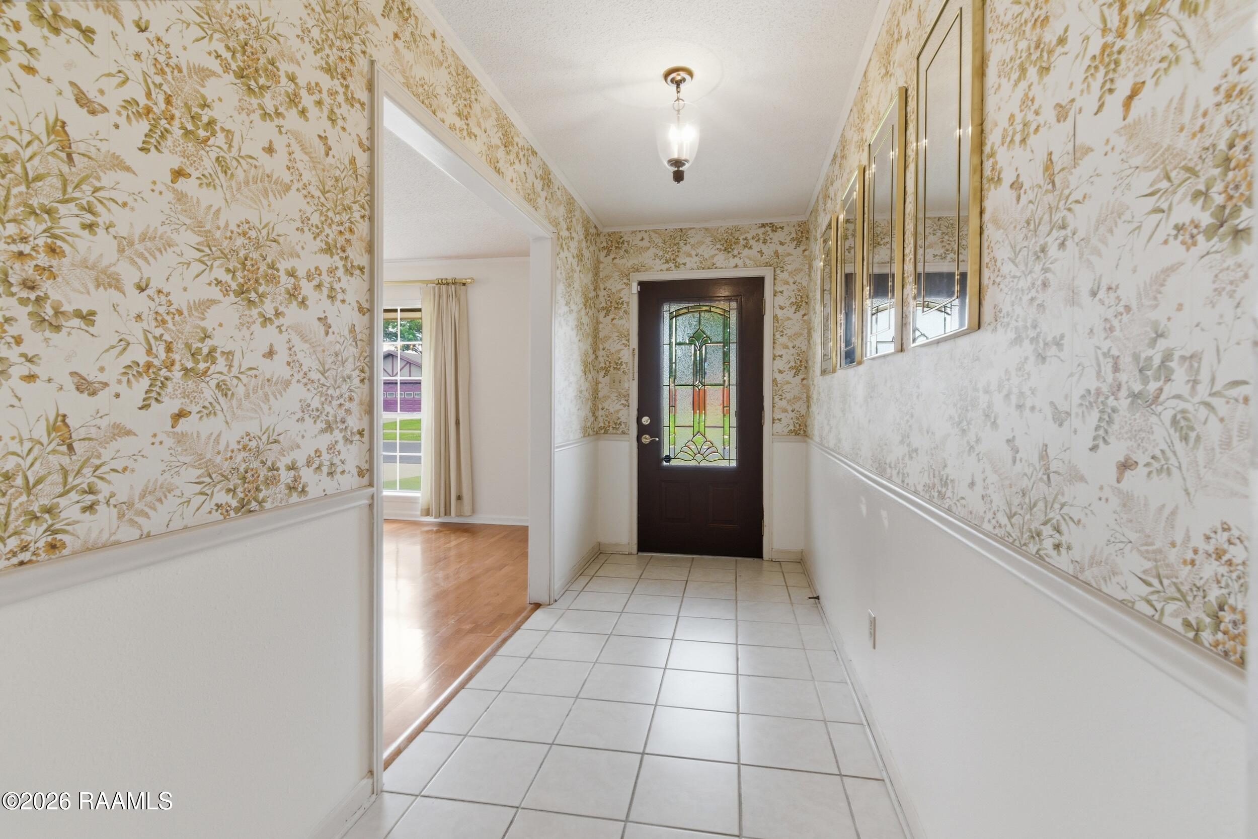 206 Persimmon Place