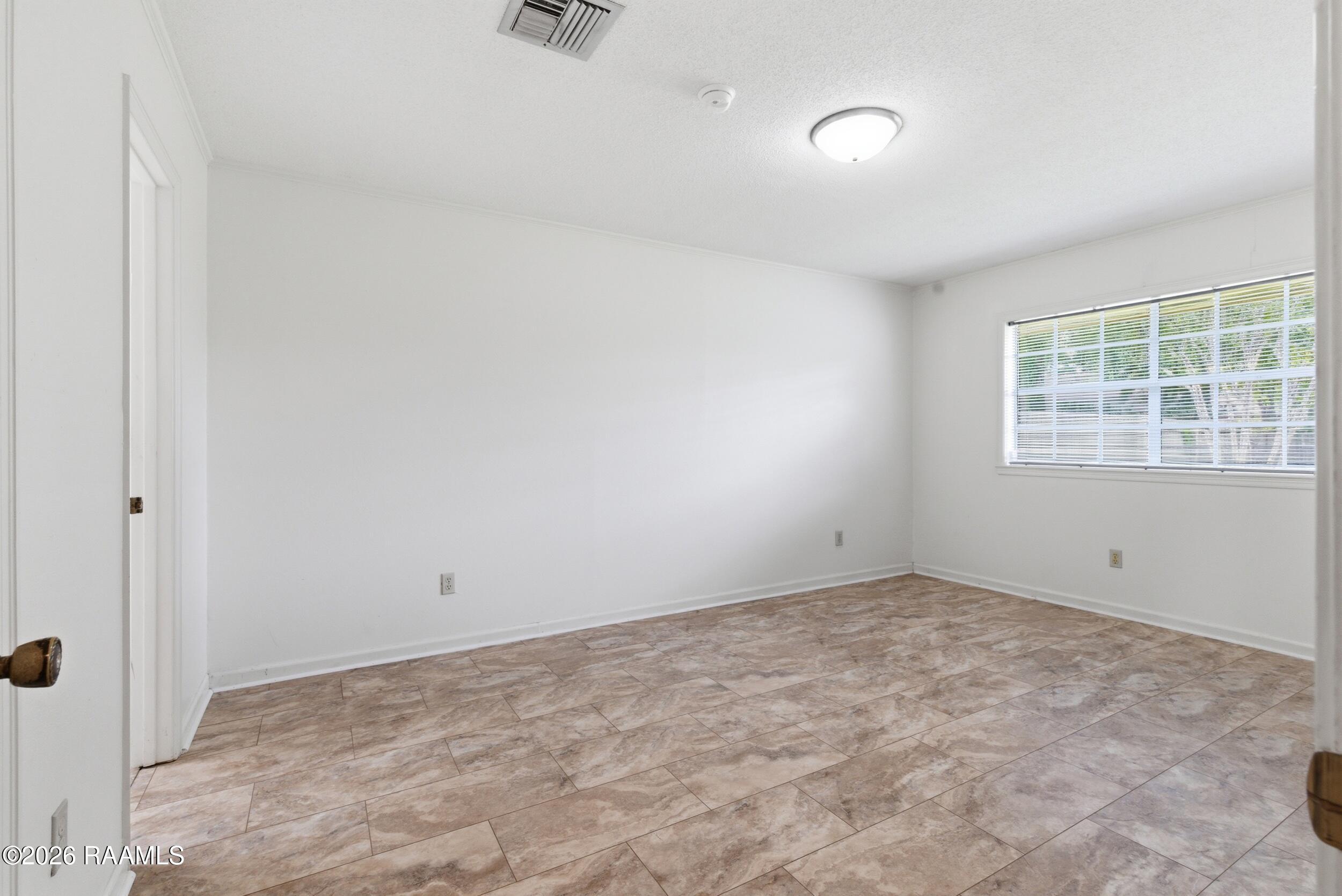 206 Persimmon Place