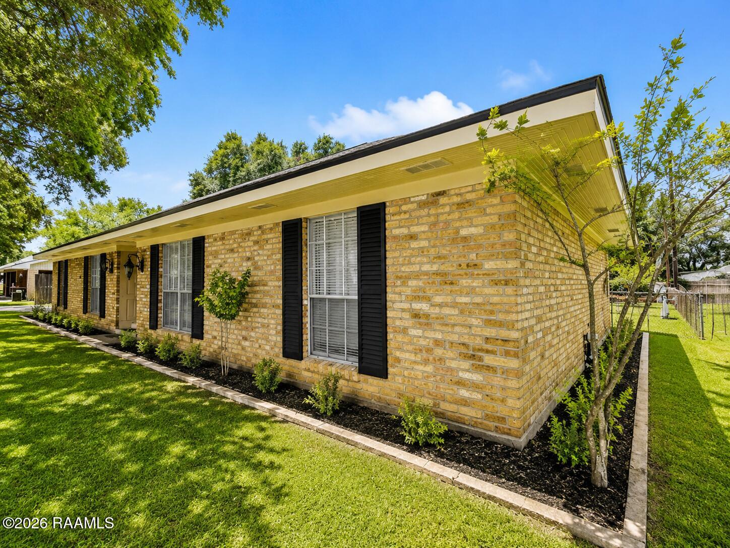 202 Delphine Street