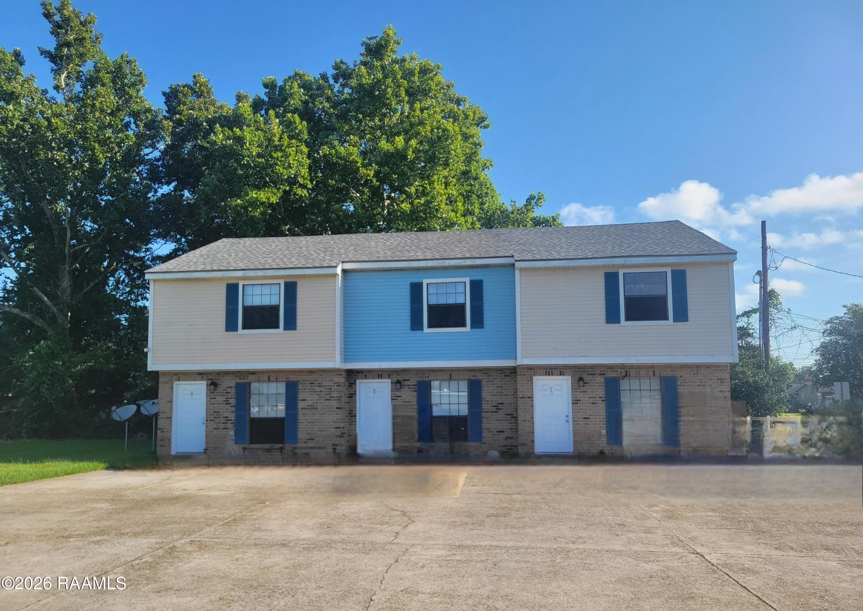 104 N Long Street
