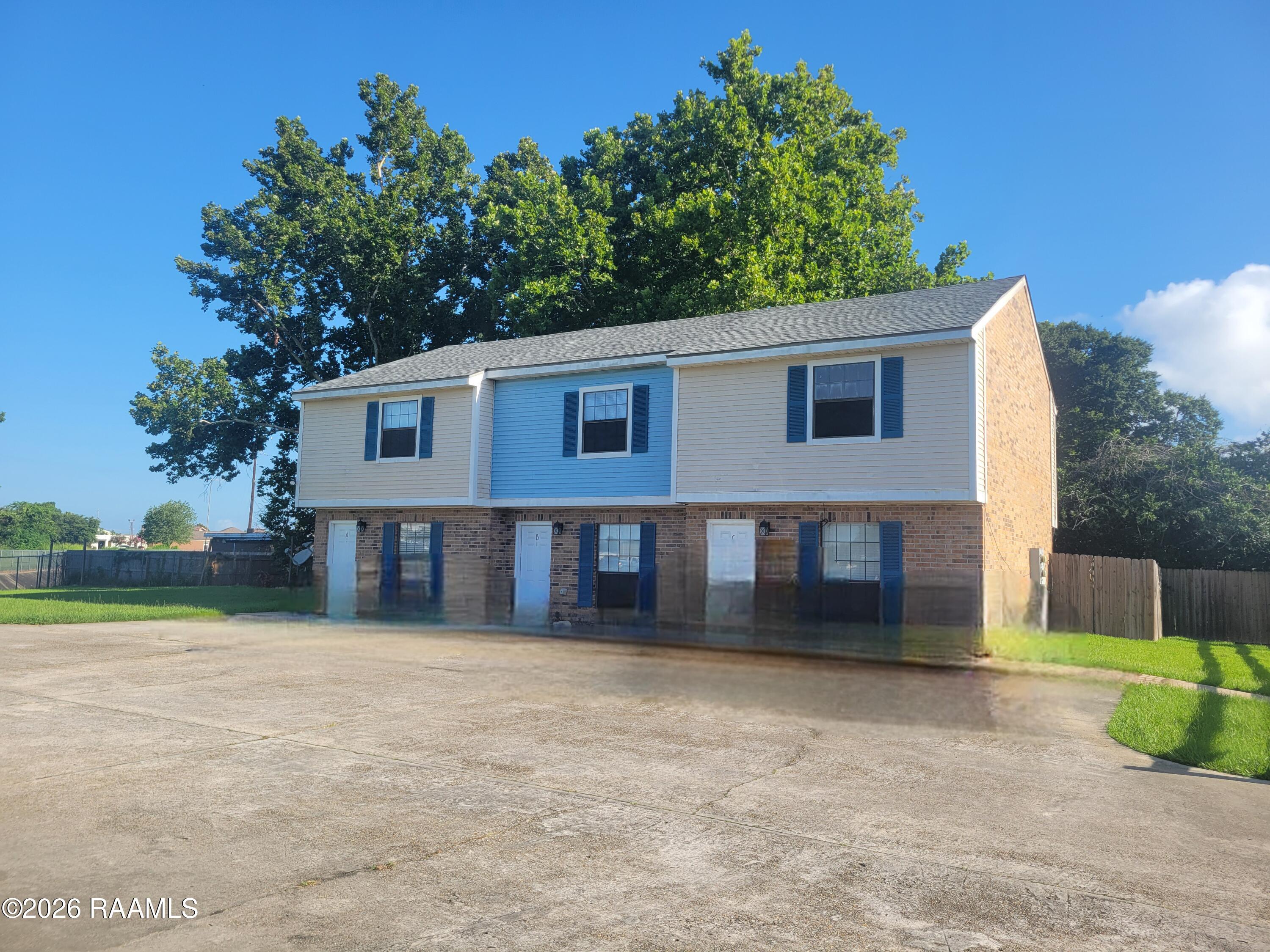 104 N Long Street