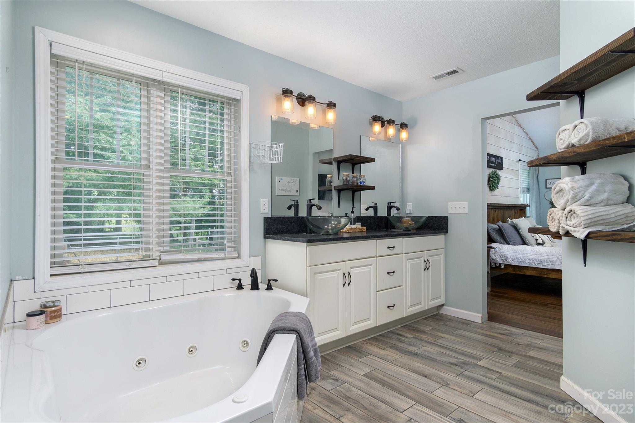 3679 Bull Creek Road