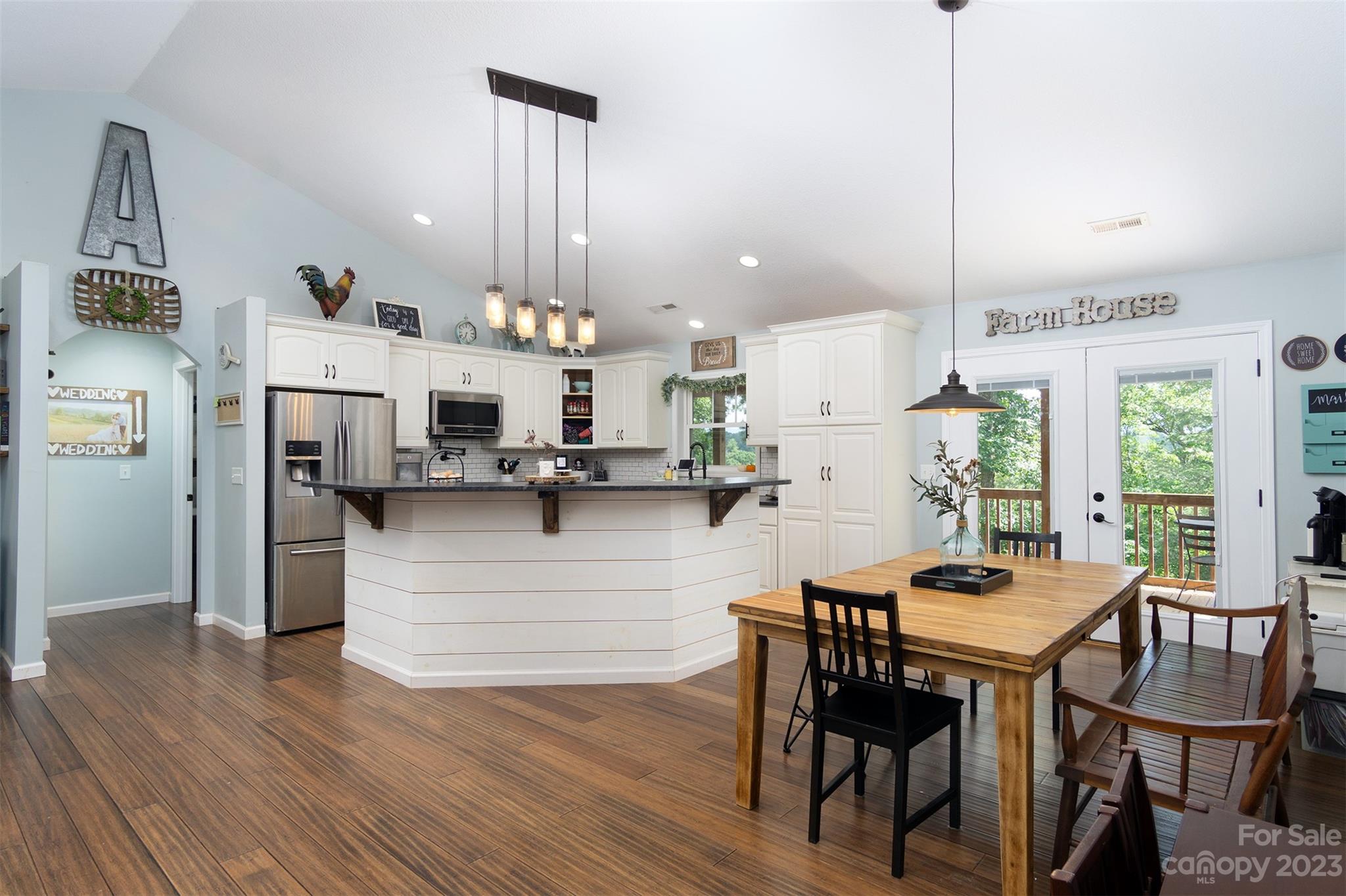 3679 Bull Creek Road