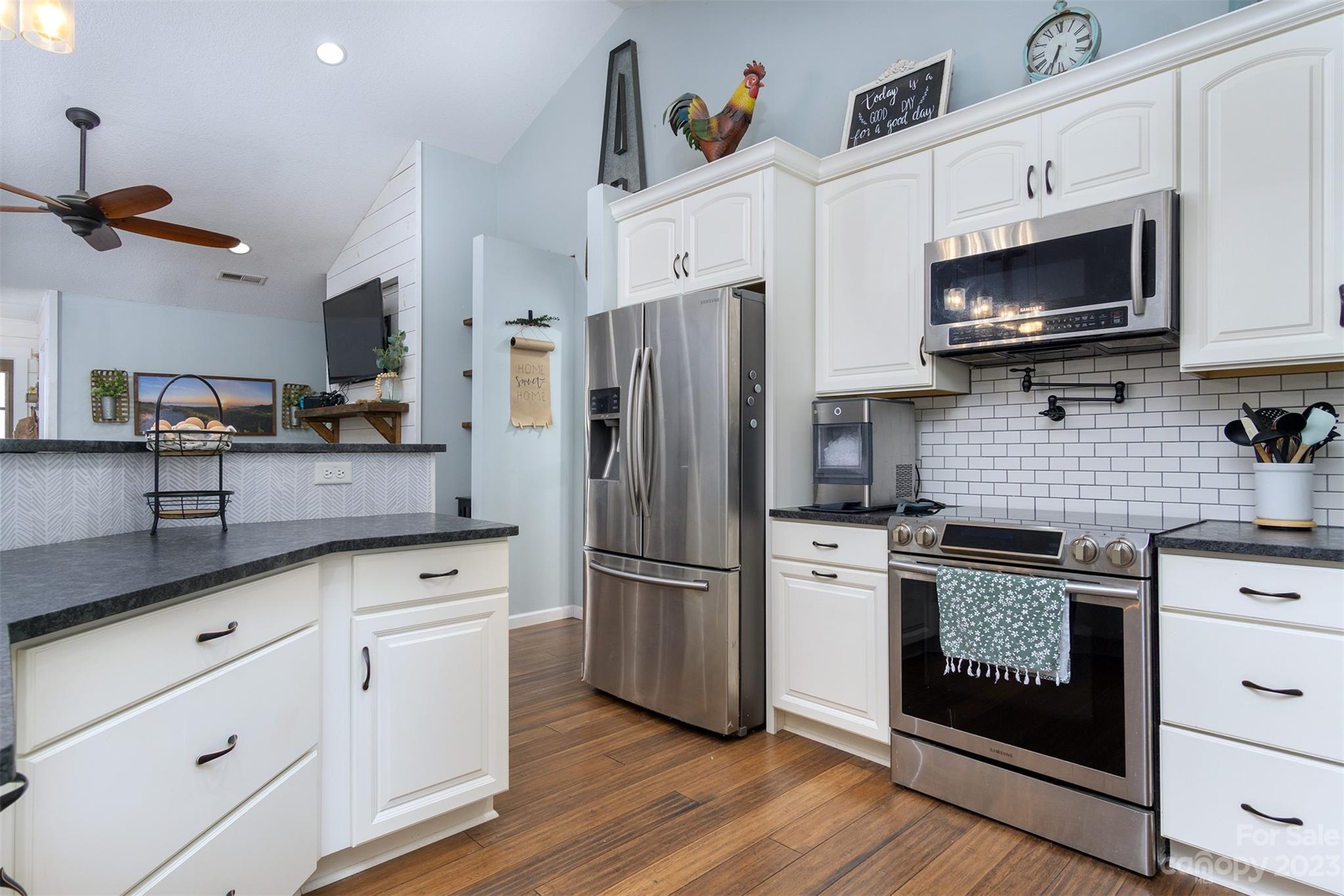 3679 Bull Creek Road