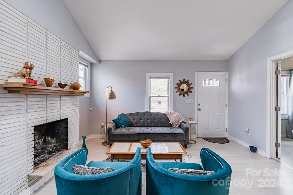 121 Sand Hill Road