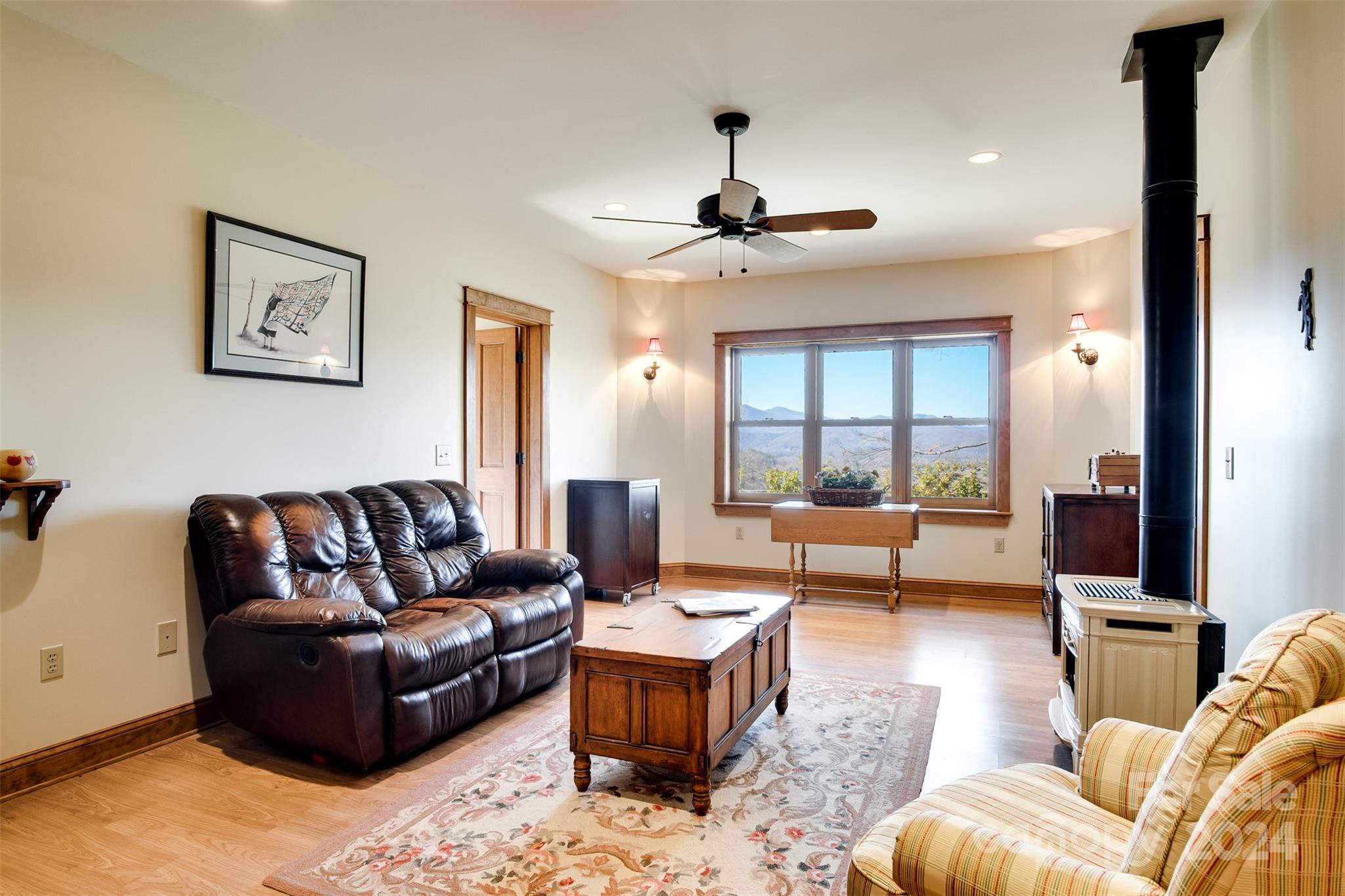 1101 Fairview Road