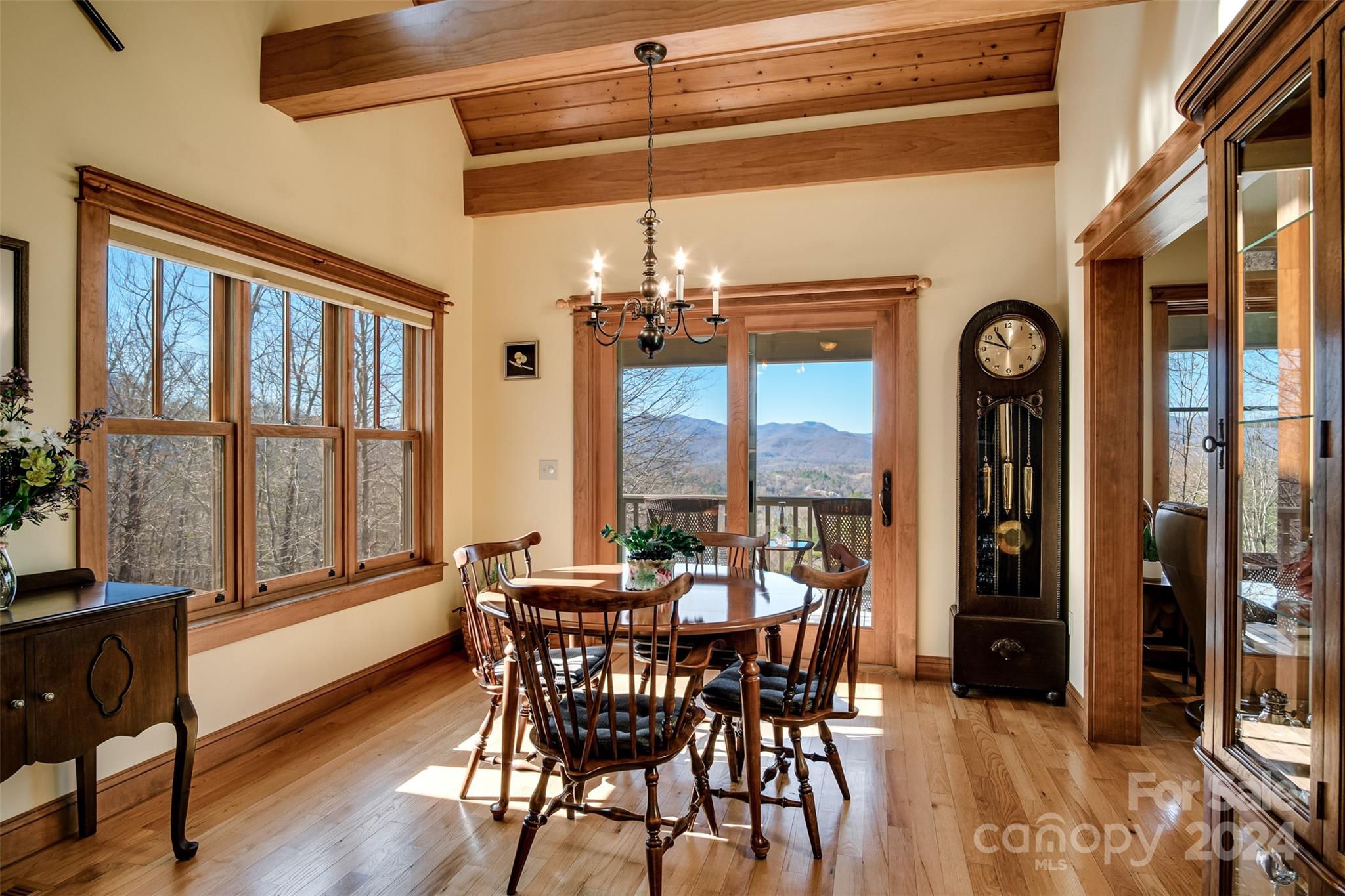 1101 Fairview Road