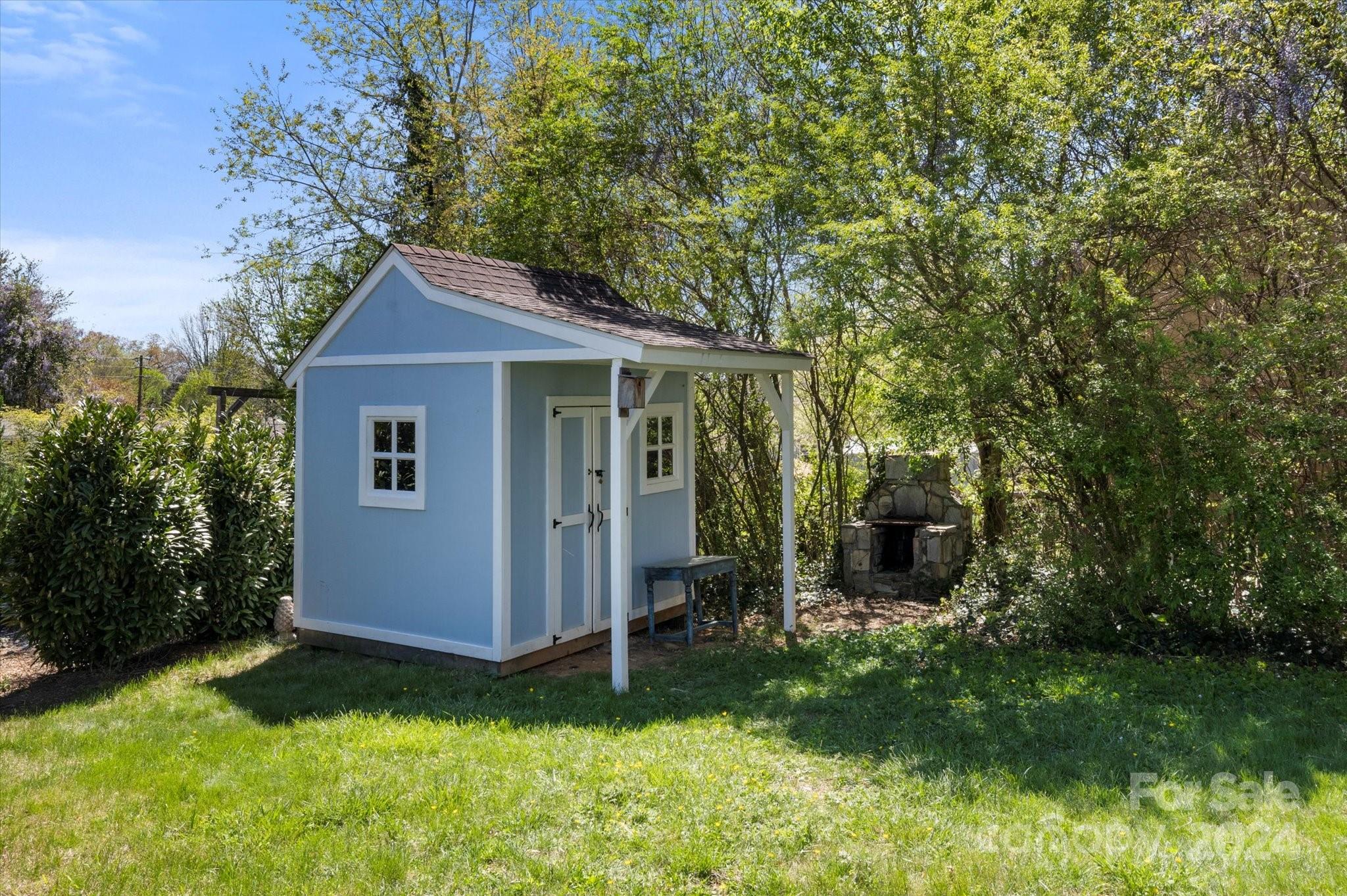 222 Governors View Road
