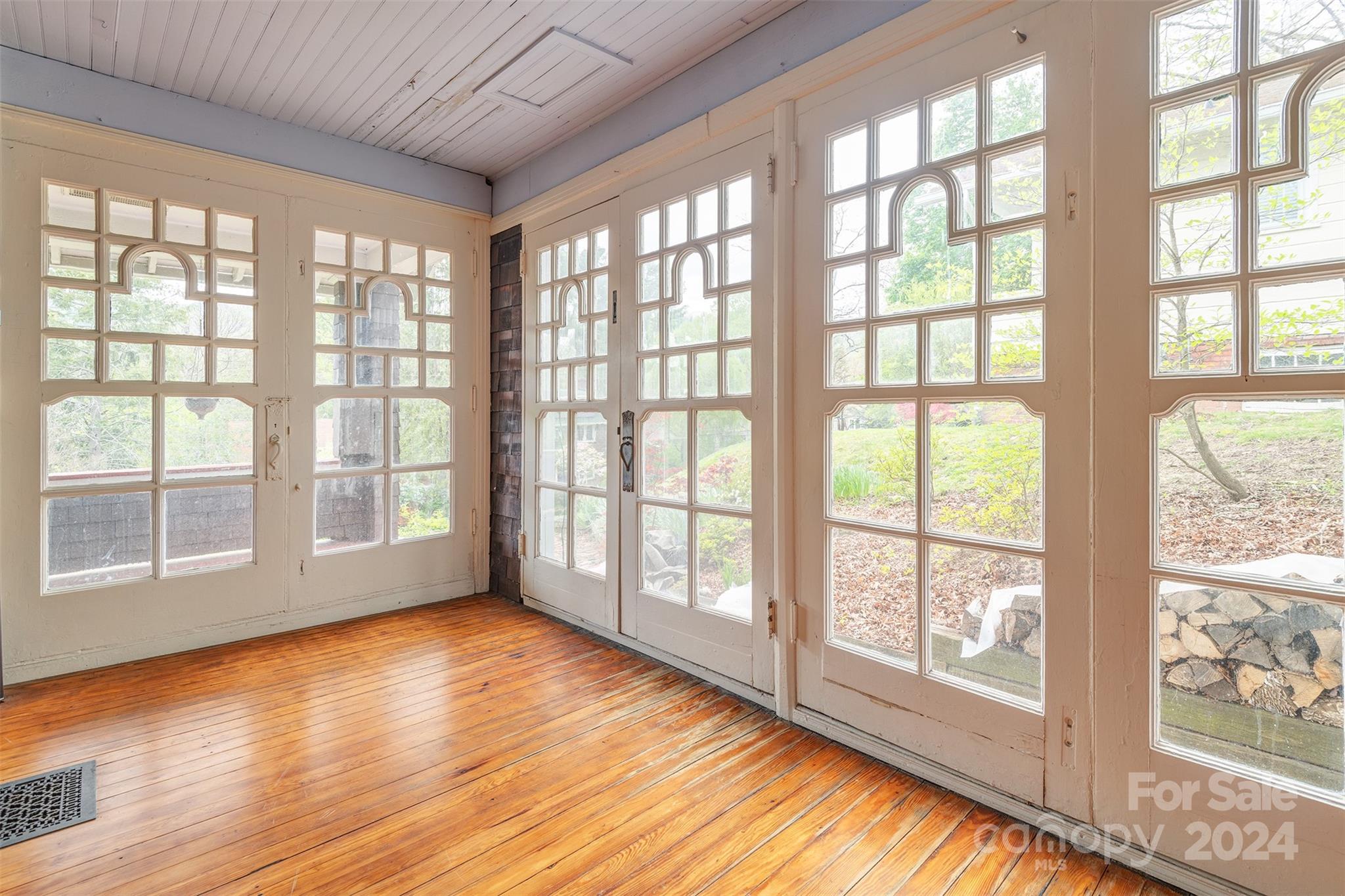 30 Linden Avenue