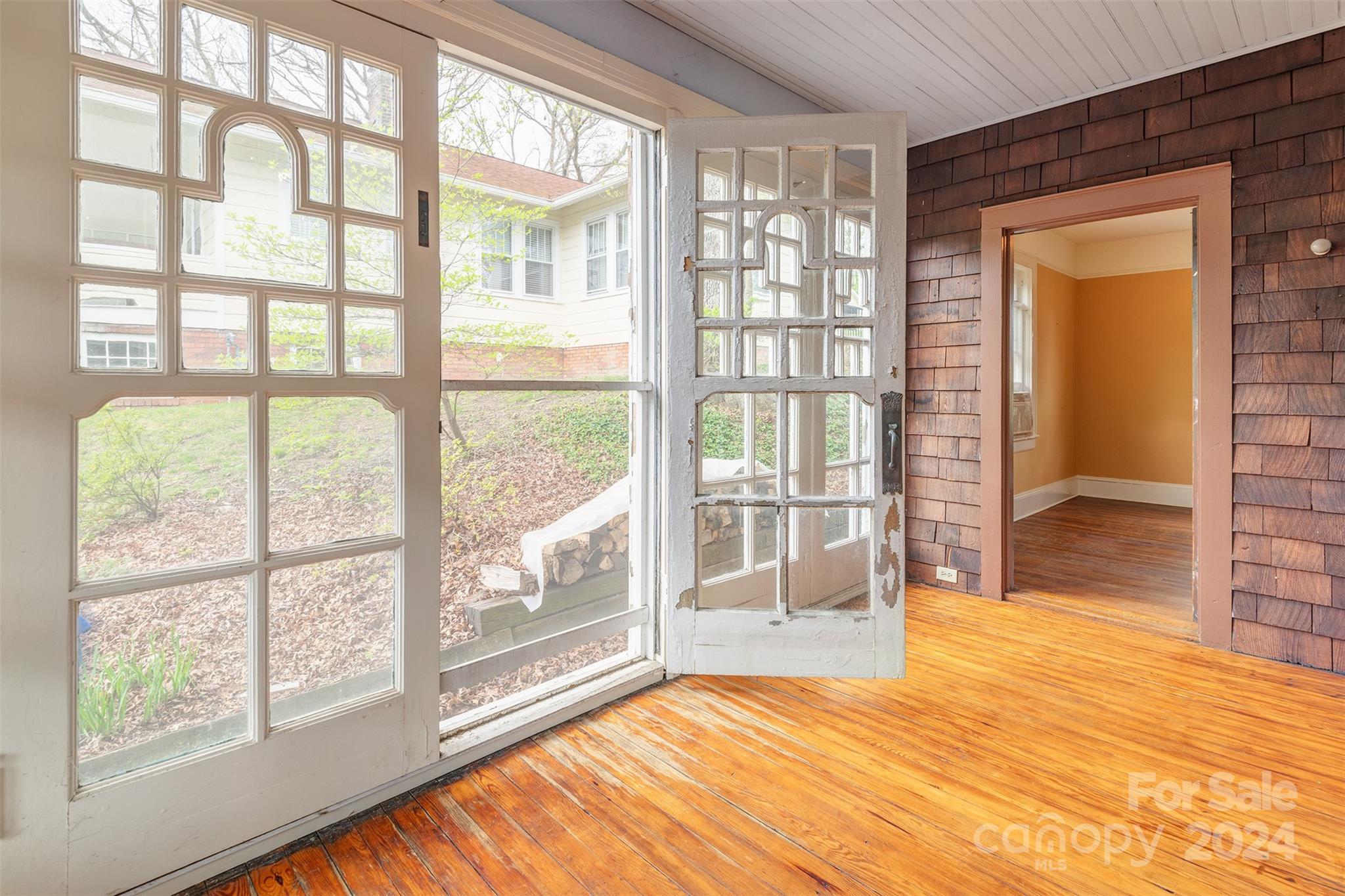 30 Linden Avenue