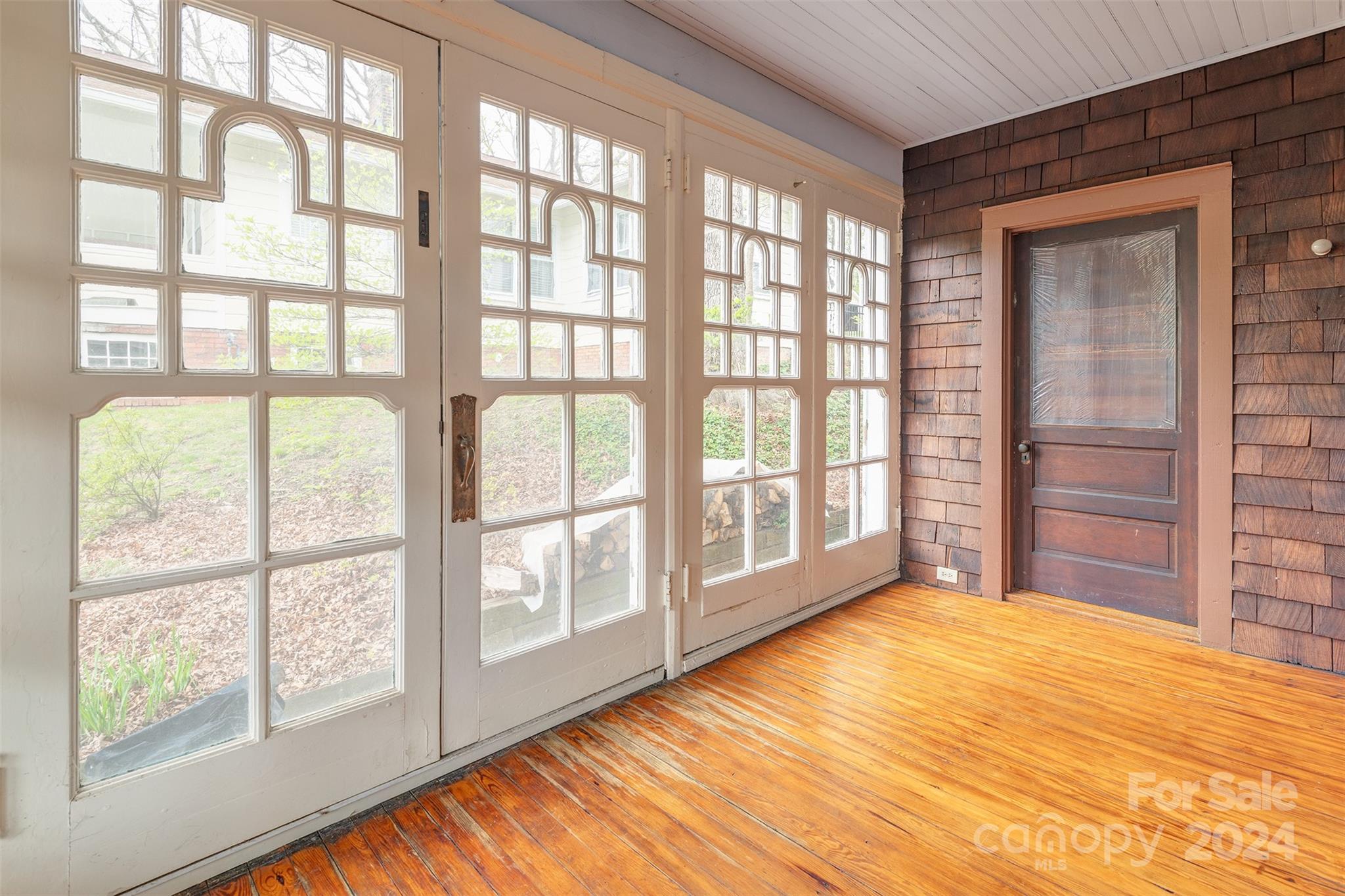 30 Linden Avenue