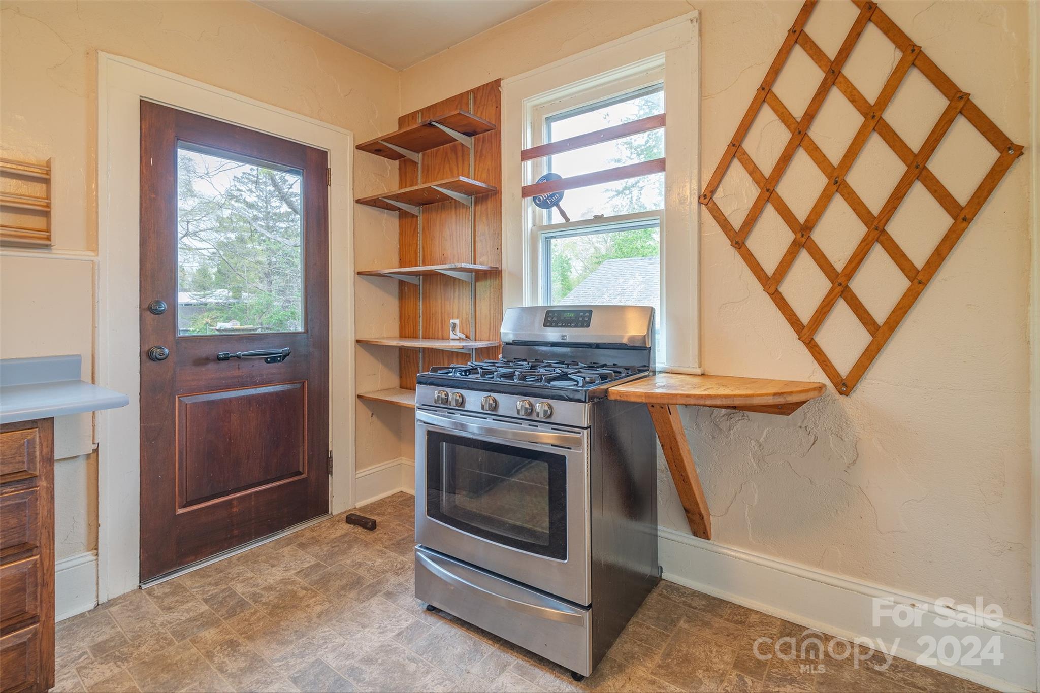 30 Linden Avenue