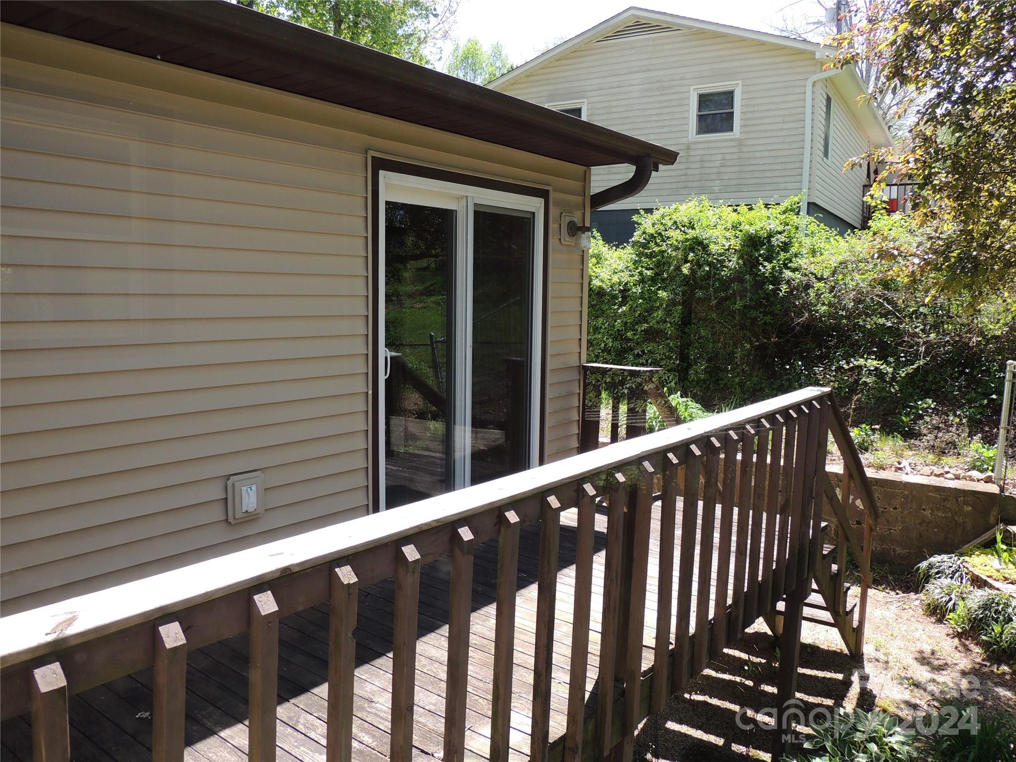 135 Appalachian Way