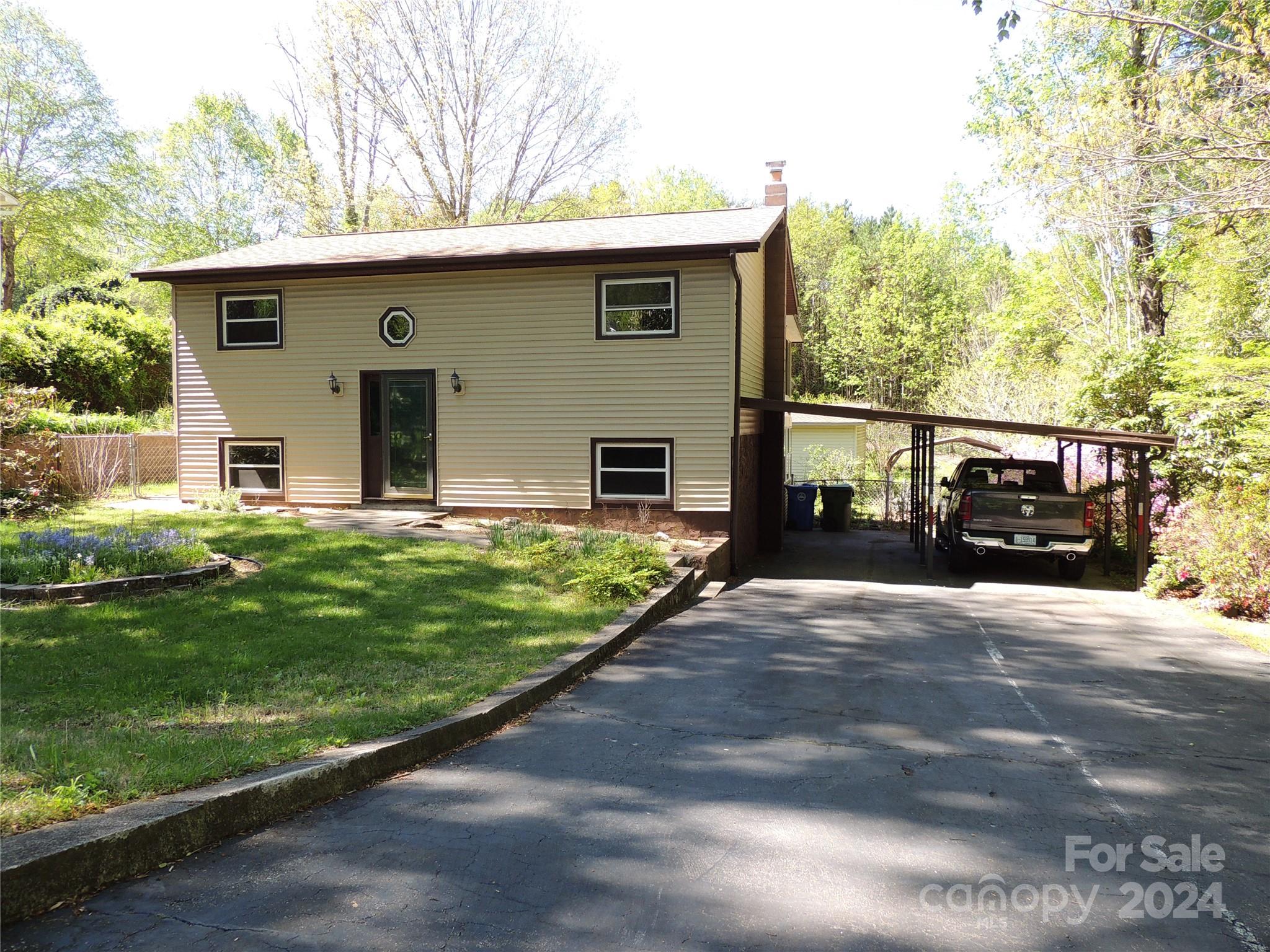 135 Appalachian Way
