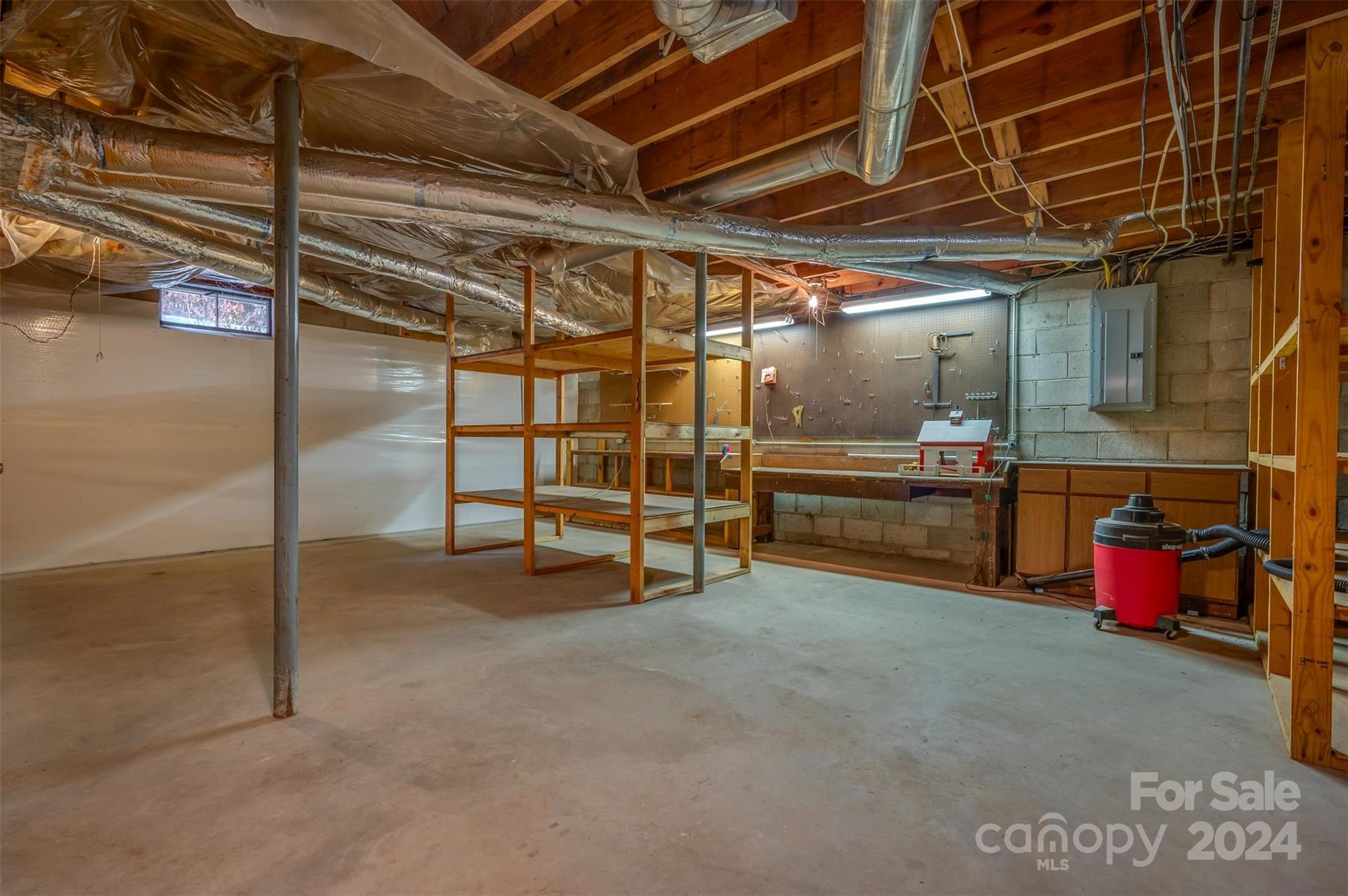 109 N Overlook Terrace